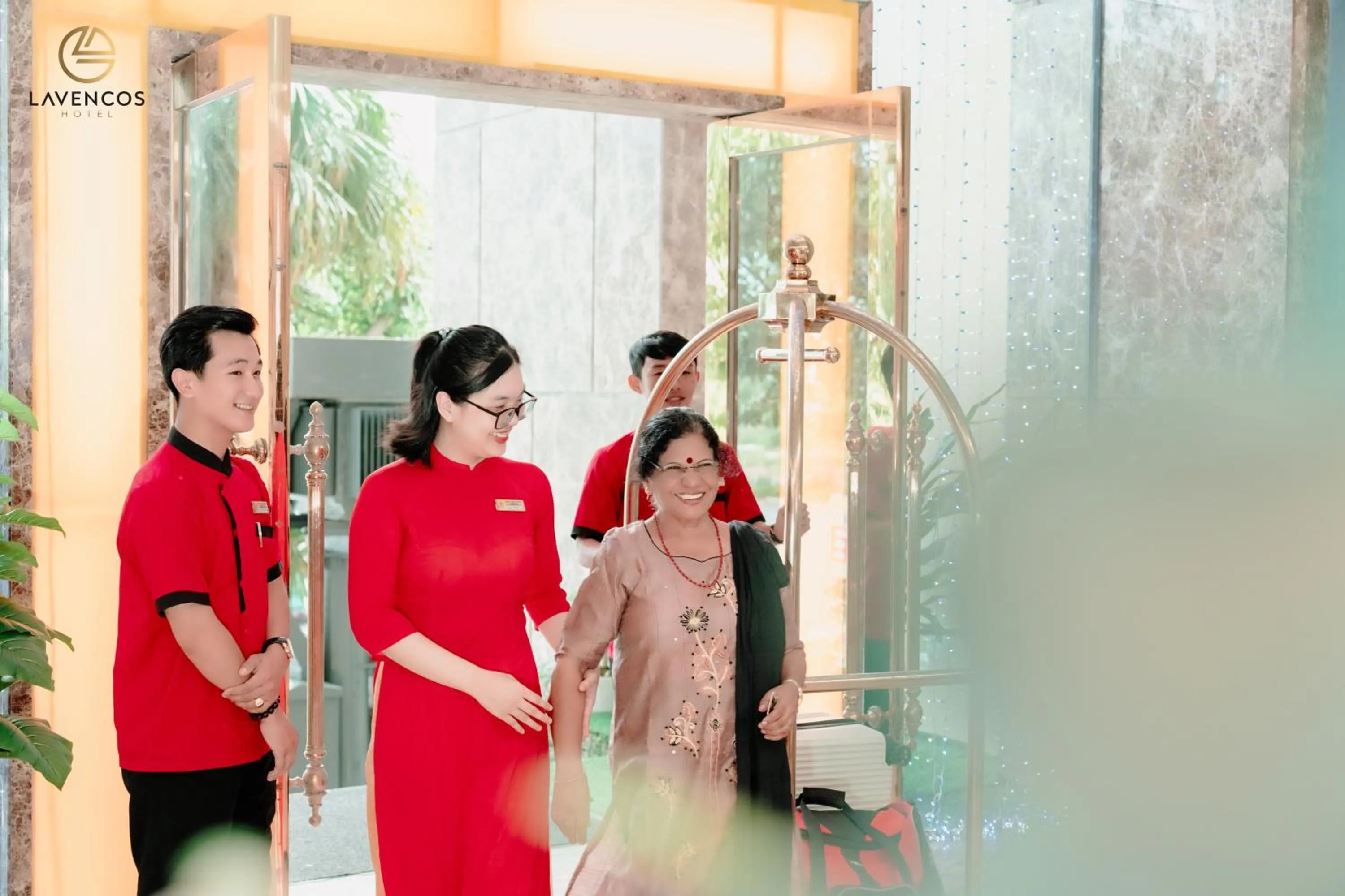 Staff in Lavencos Hotel Da Nang