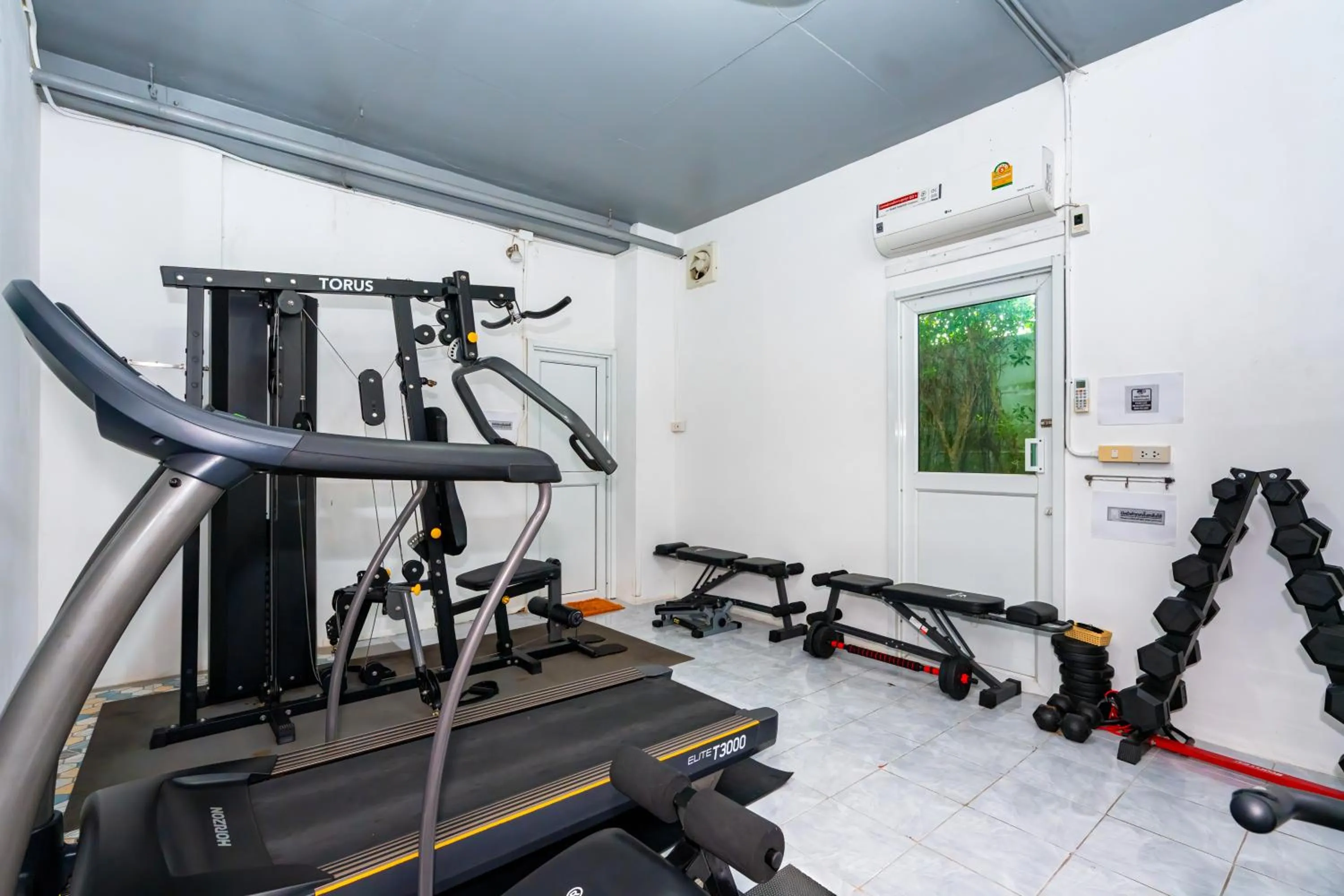 Fitness centre/facilities in The Cheetar Hotel