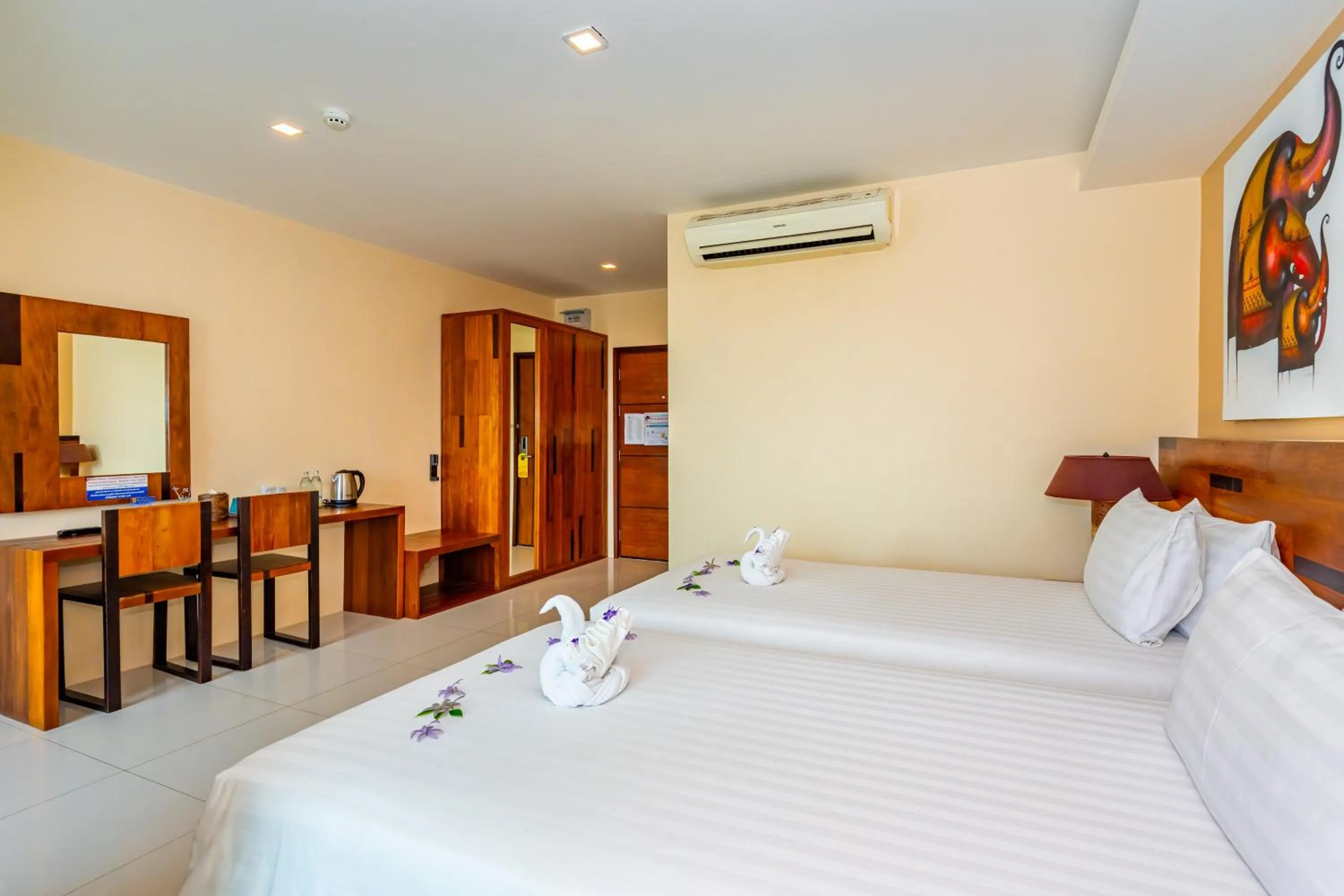 Bedroom, Bed in The Cheetar Hotel