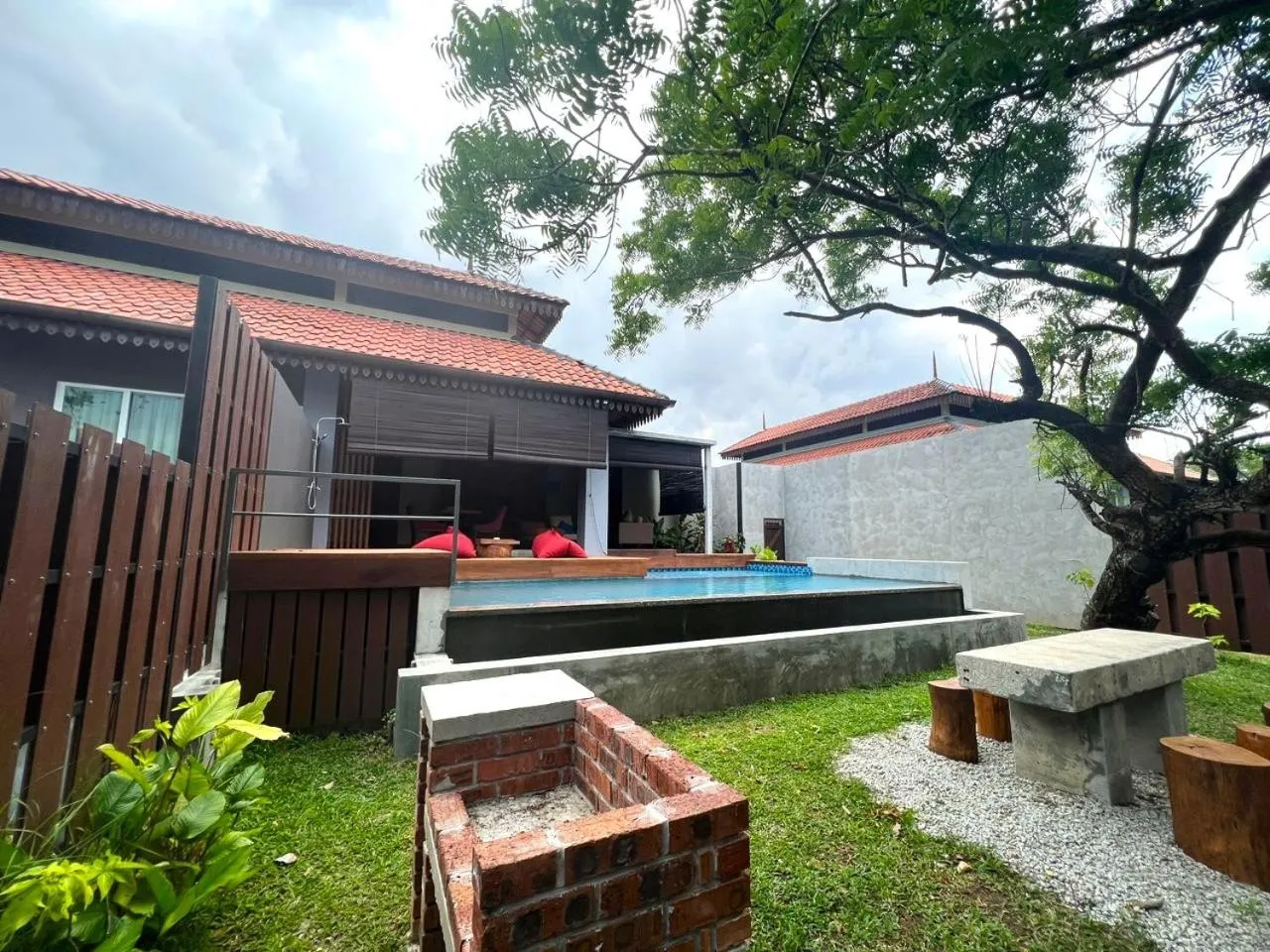 Dining area in Royale Riviera Resort Private Pool Villas