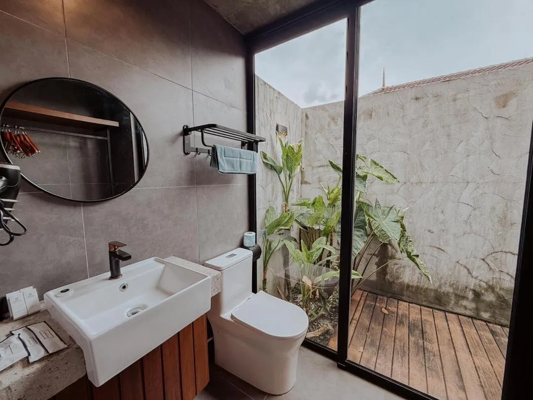 Toilet in Royale Riviera Resort Private Pool Villas