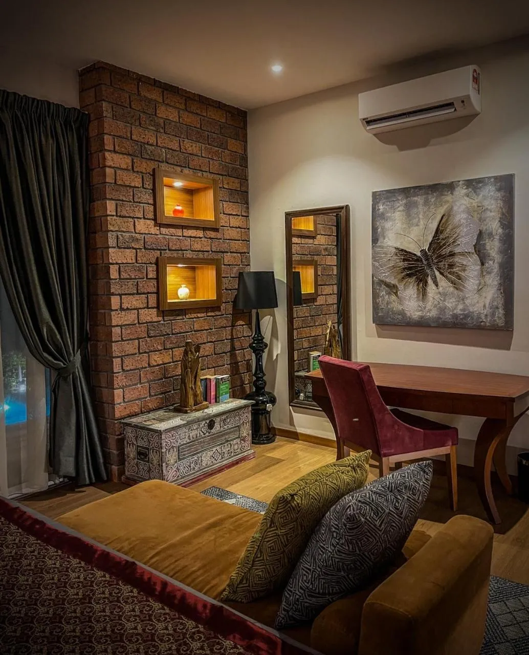 Bed in Royale Riviera Resort Private Pool Villas