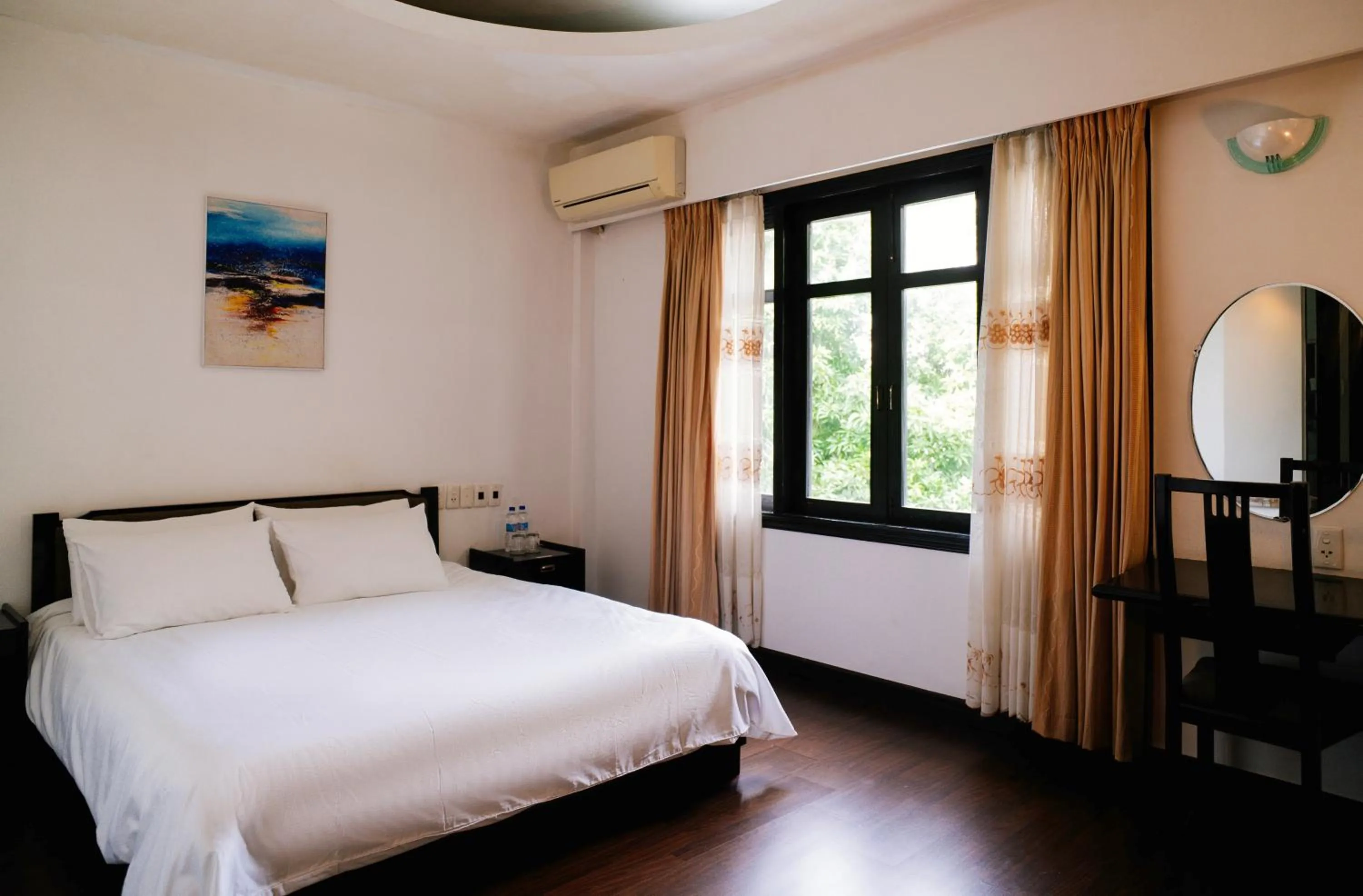 Bedroom, Bed in Mercury Hotel & Apartment