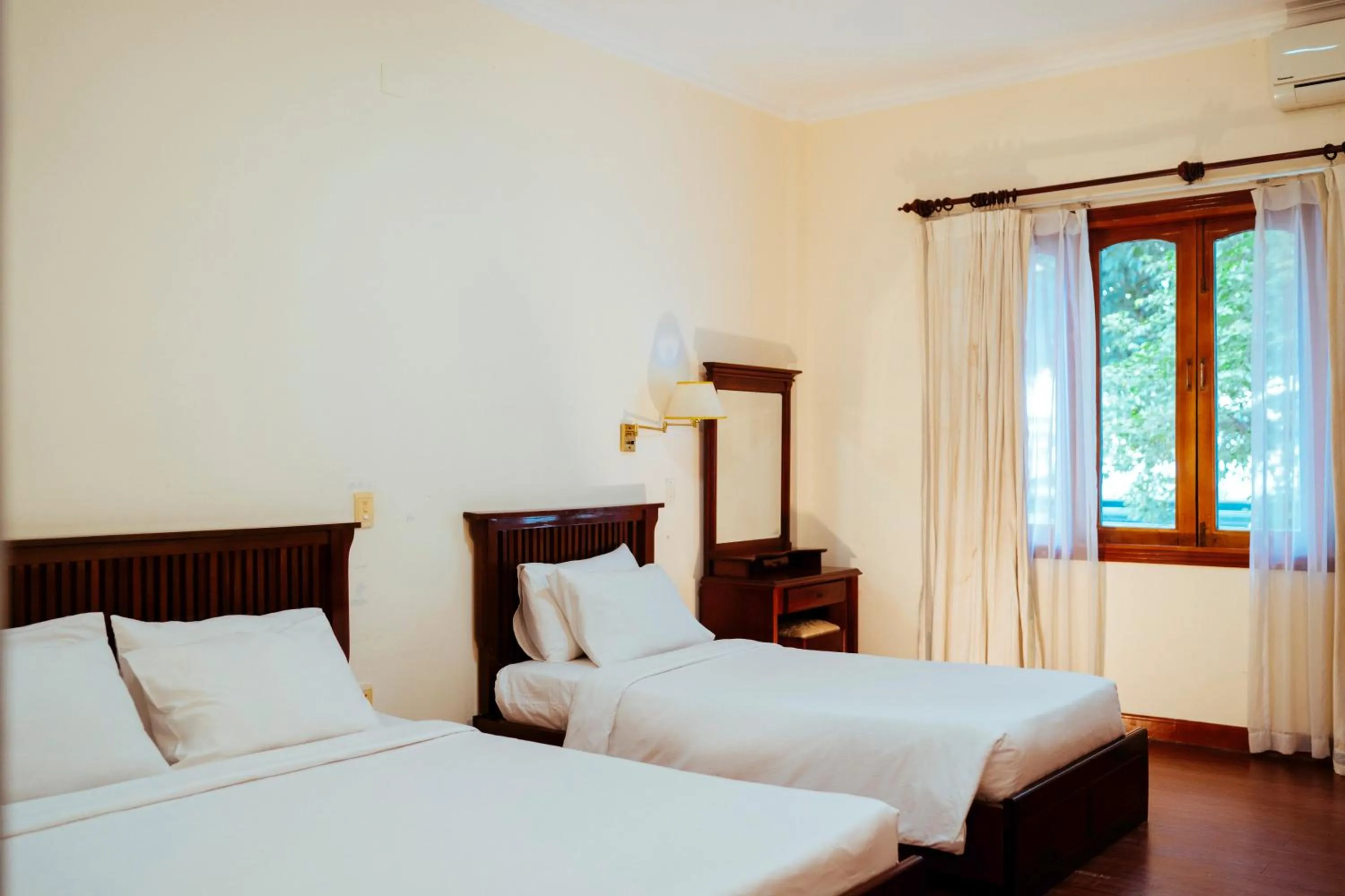 Photo of the whole room, Bed in Mercury Hotel & Apartment