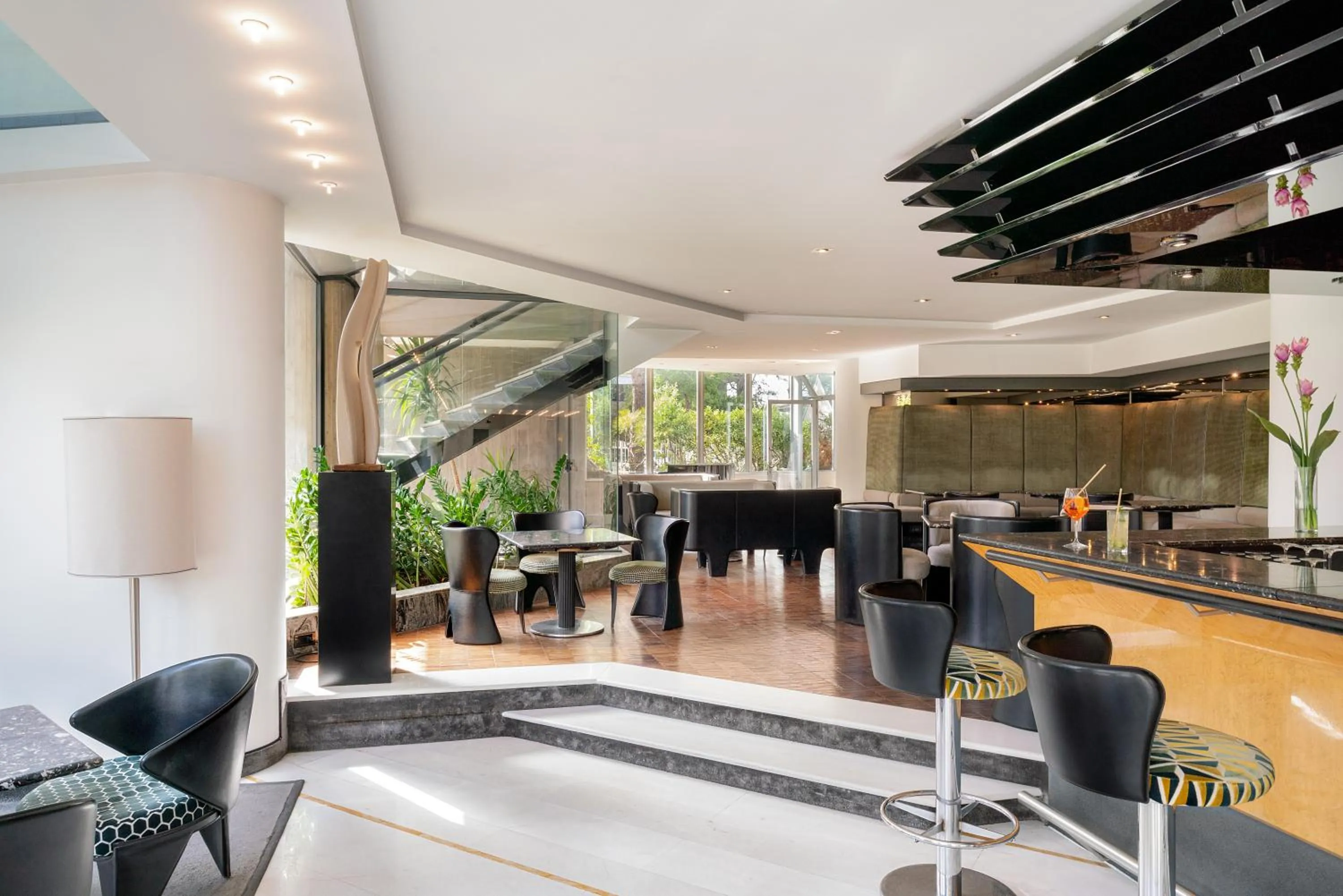 Lounge or bar in The Nicolaus Hotel