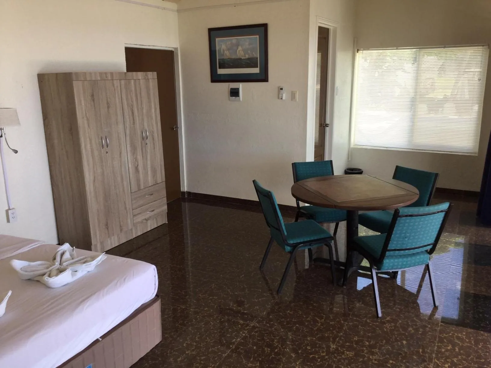 Dining area in Leuchtturm Resort