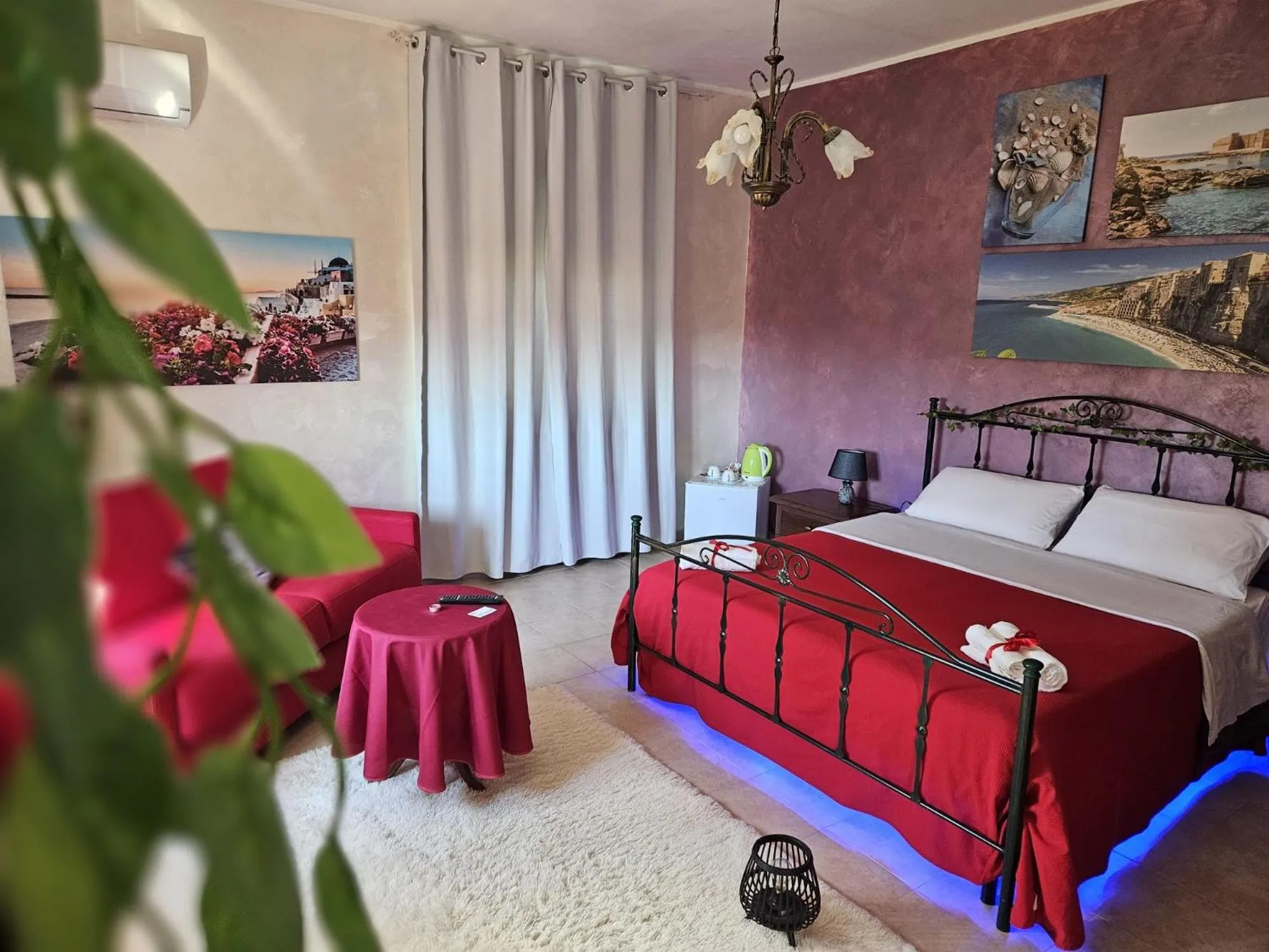 Photo of the whole room, Bed in B&B Villa Maracujà