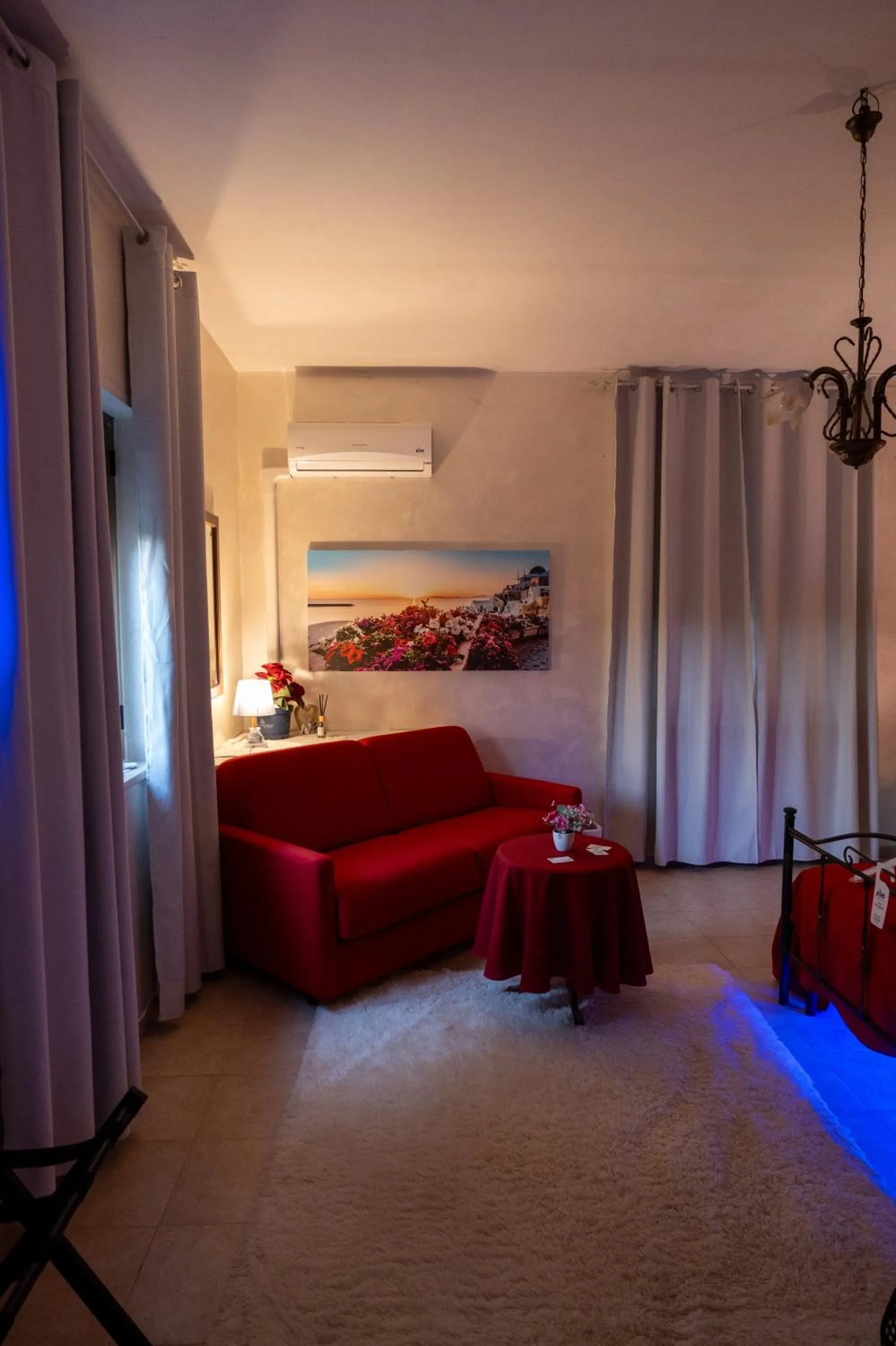 Seating area, Bed in B&B Villa Maracujà