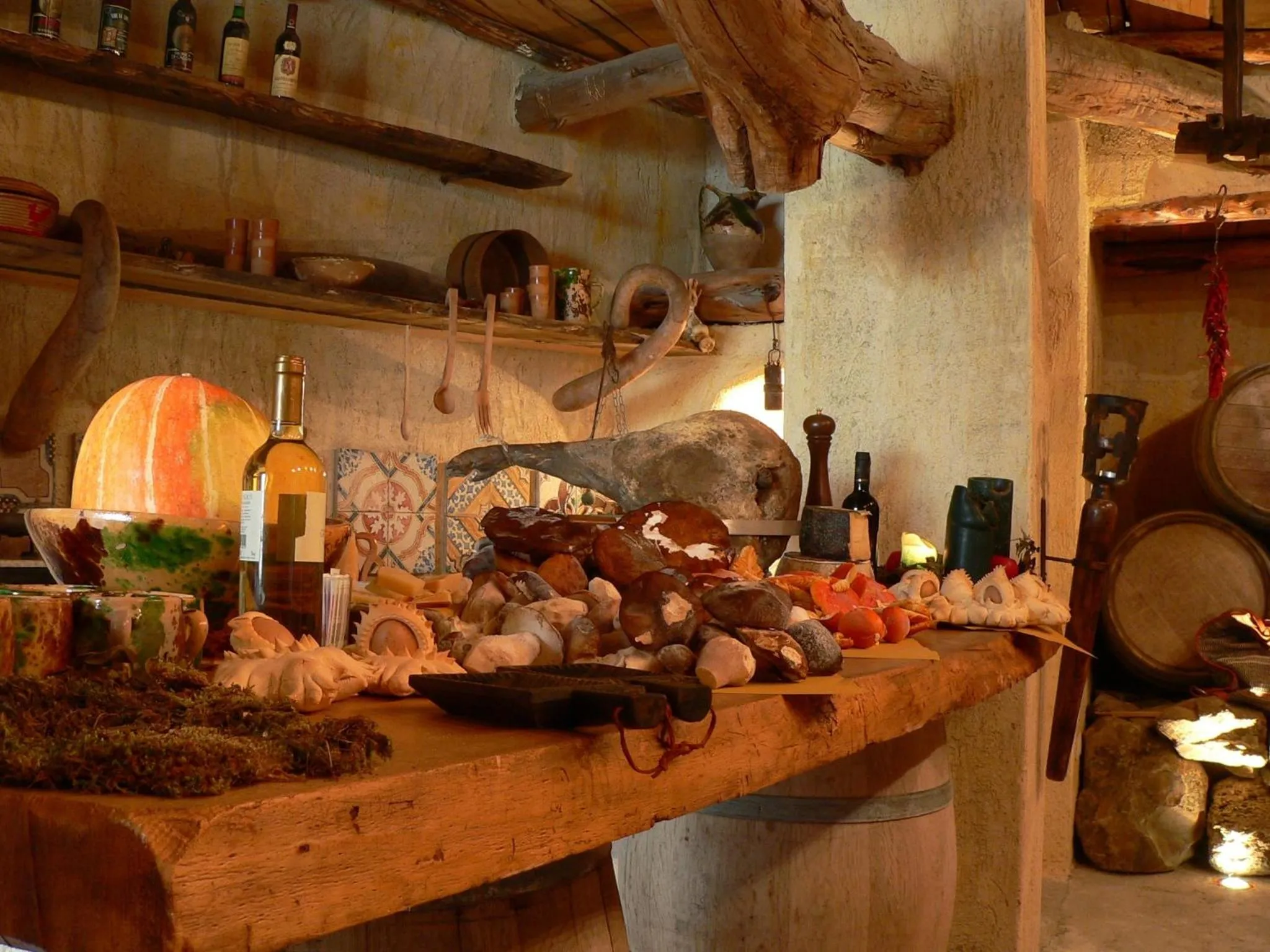 Restaurant/places to eat in Tartheshotel