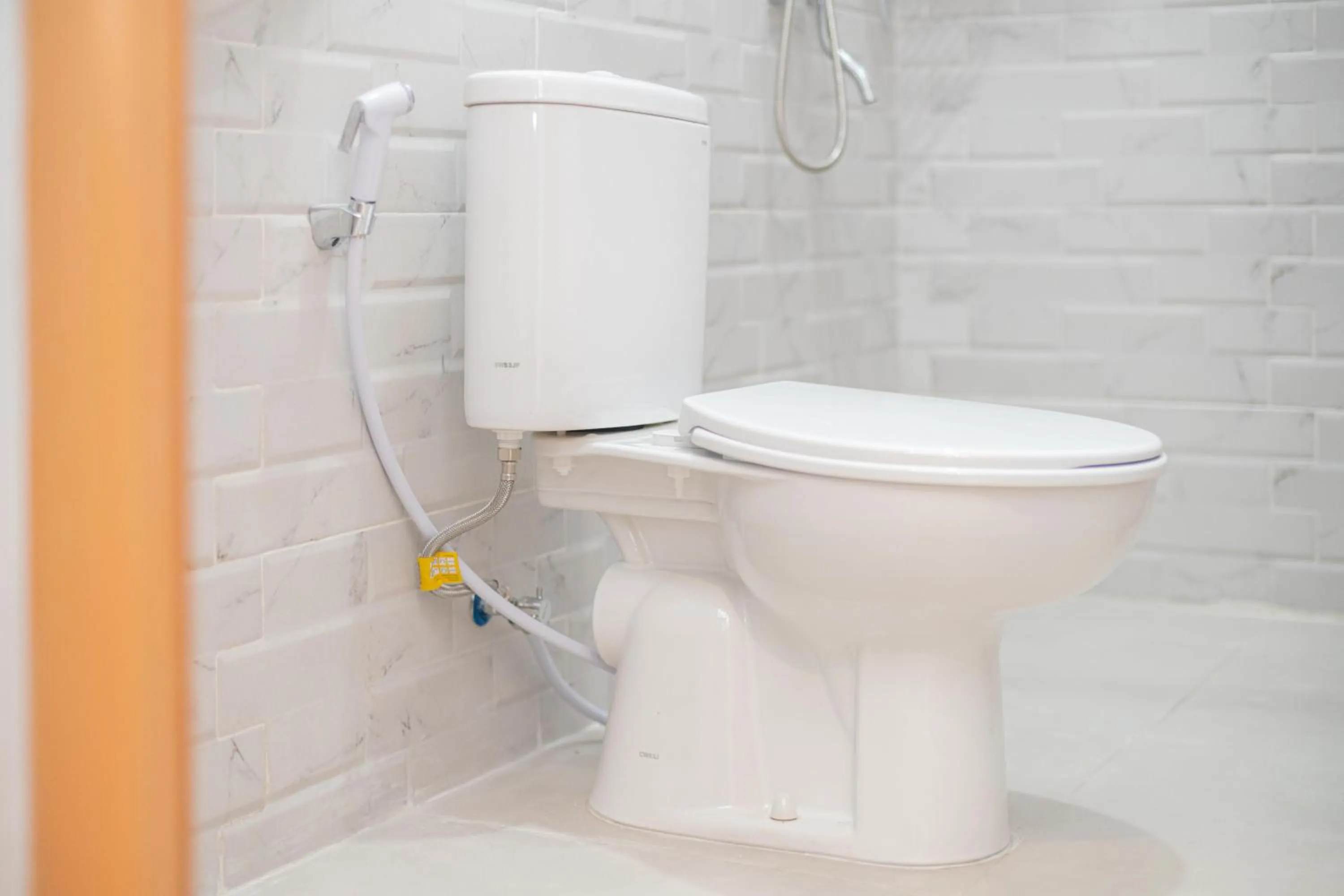 RedDoorz at Golden Averis Cibuluh Bogor