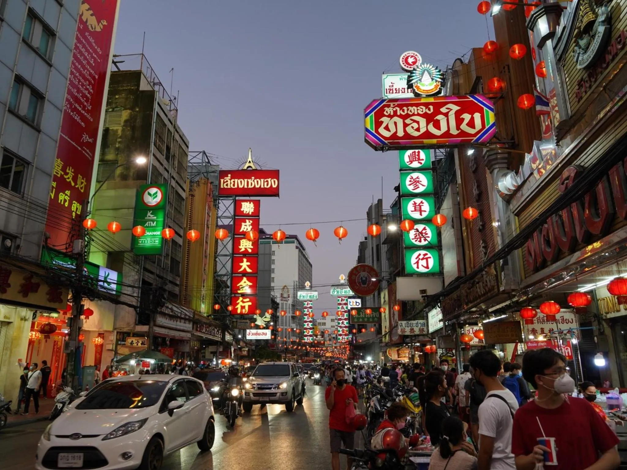 City view in 2499 Heritage Chinatown Bangkok Hotel By RoomQuest