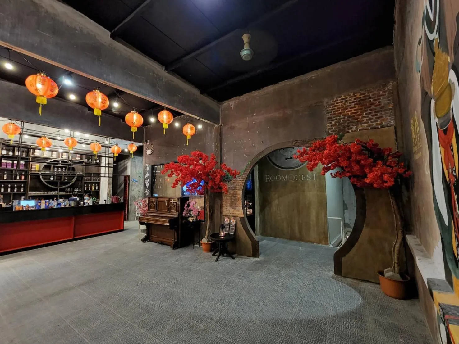 Restaurant/places to eat in 2499 Heritage Chinatown Bangkok Hotel By RoomQuest