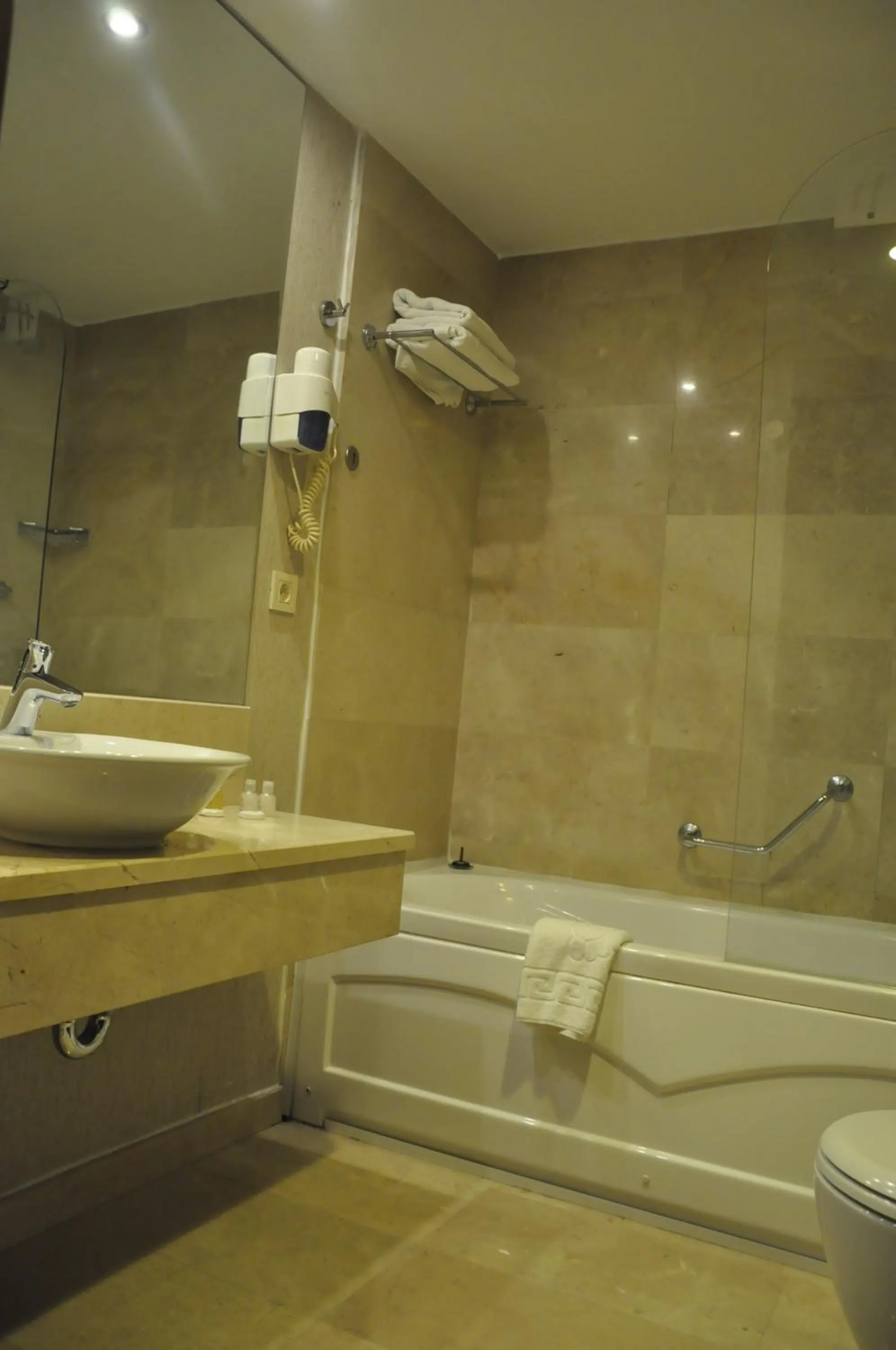 Happy Inn Gebze Hotel