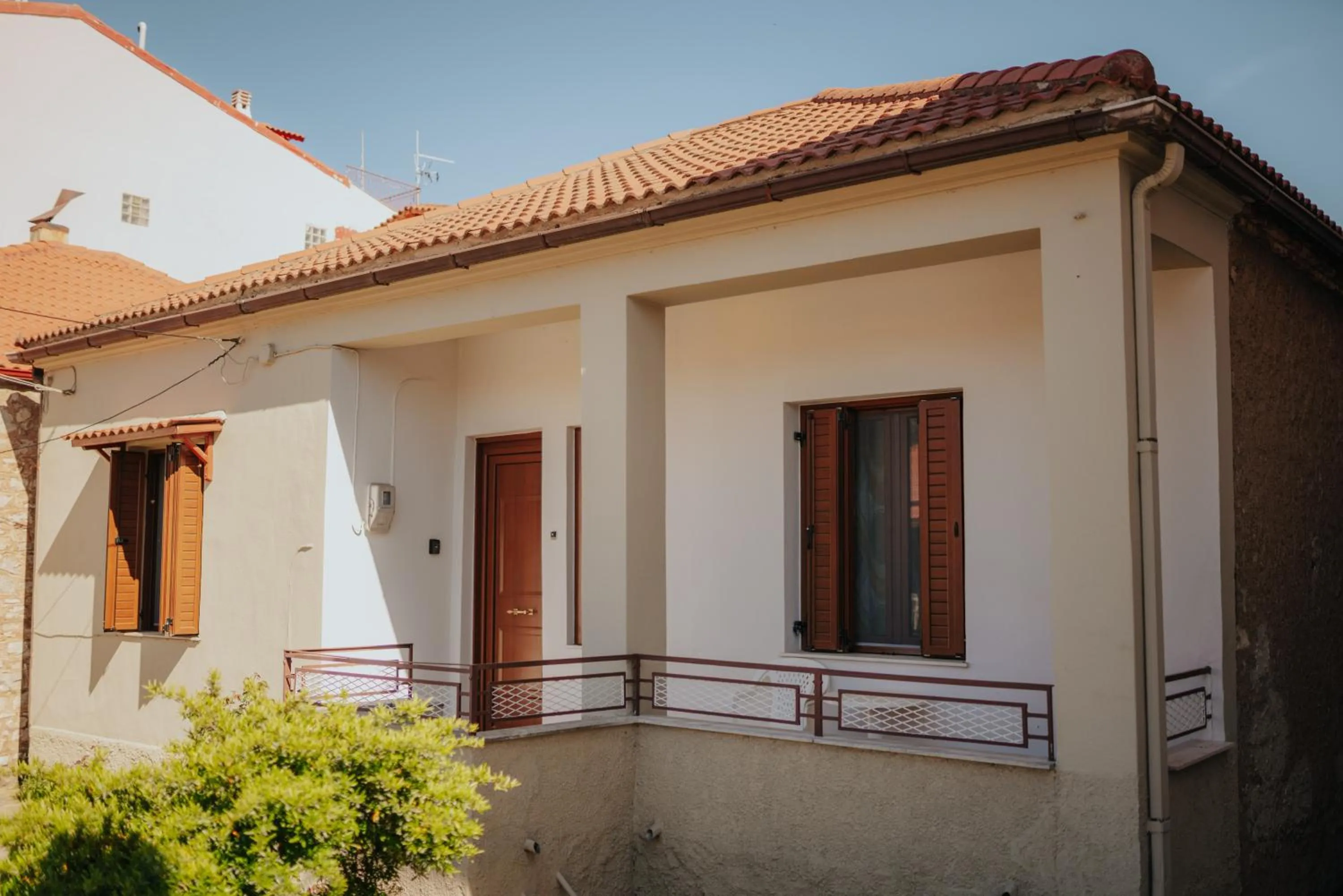 Facade/entrance in Kalavrita downtown 3 bedrm house for 6 pers by MPS