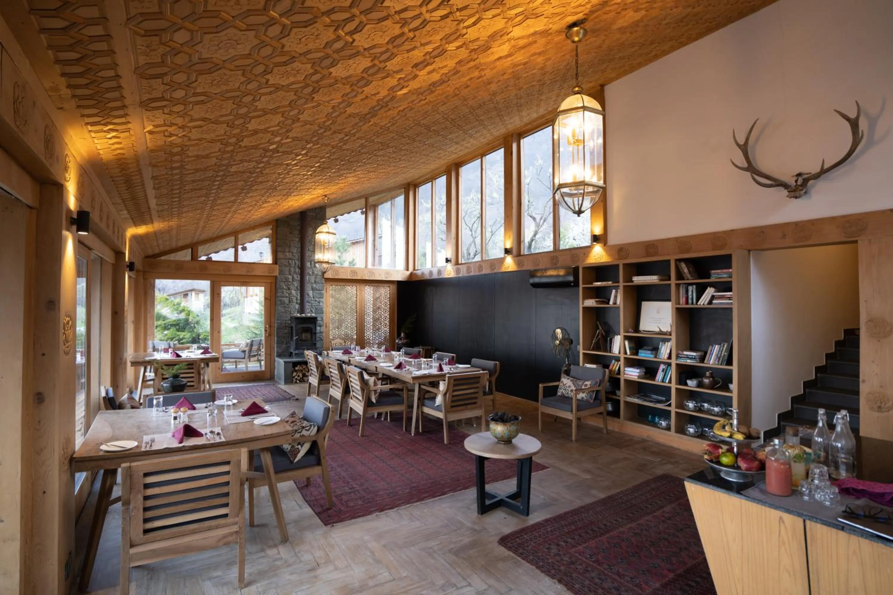 Dining area in Qayaam Gah