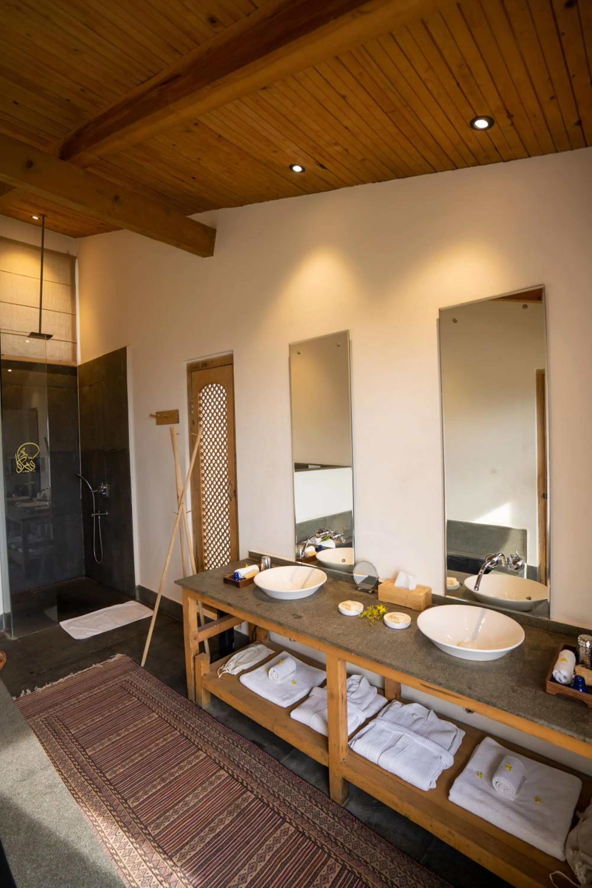 Toilet in Qayaam Gah