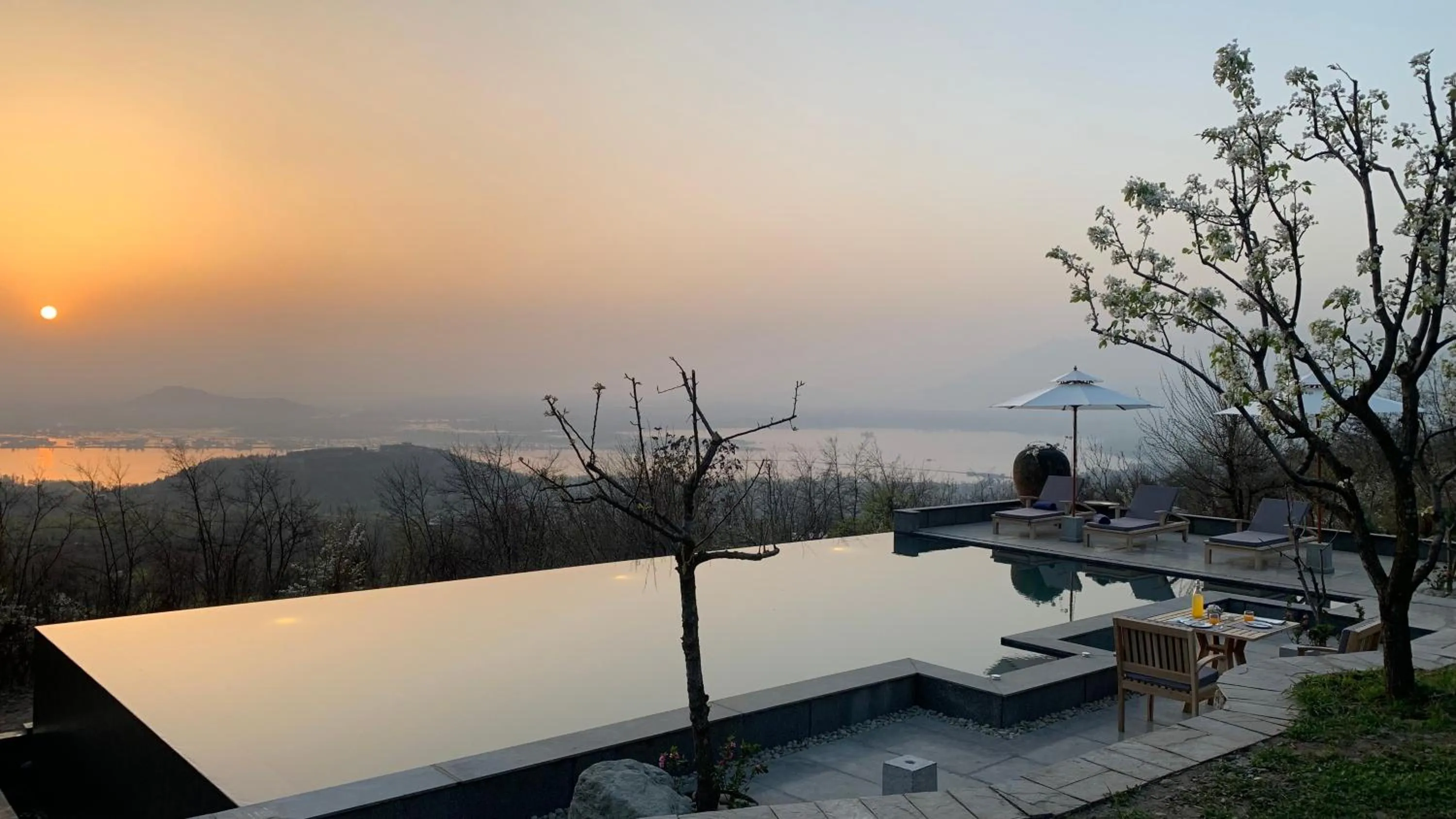 Swimming pool in Qayaam Gah