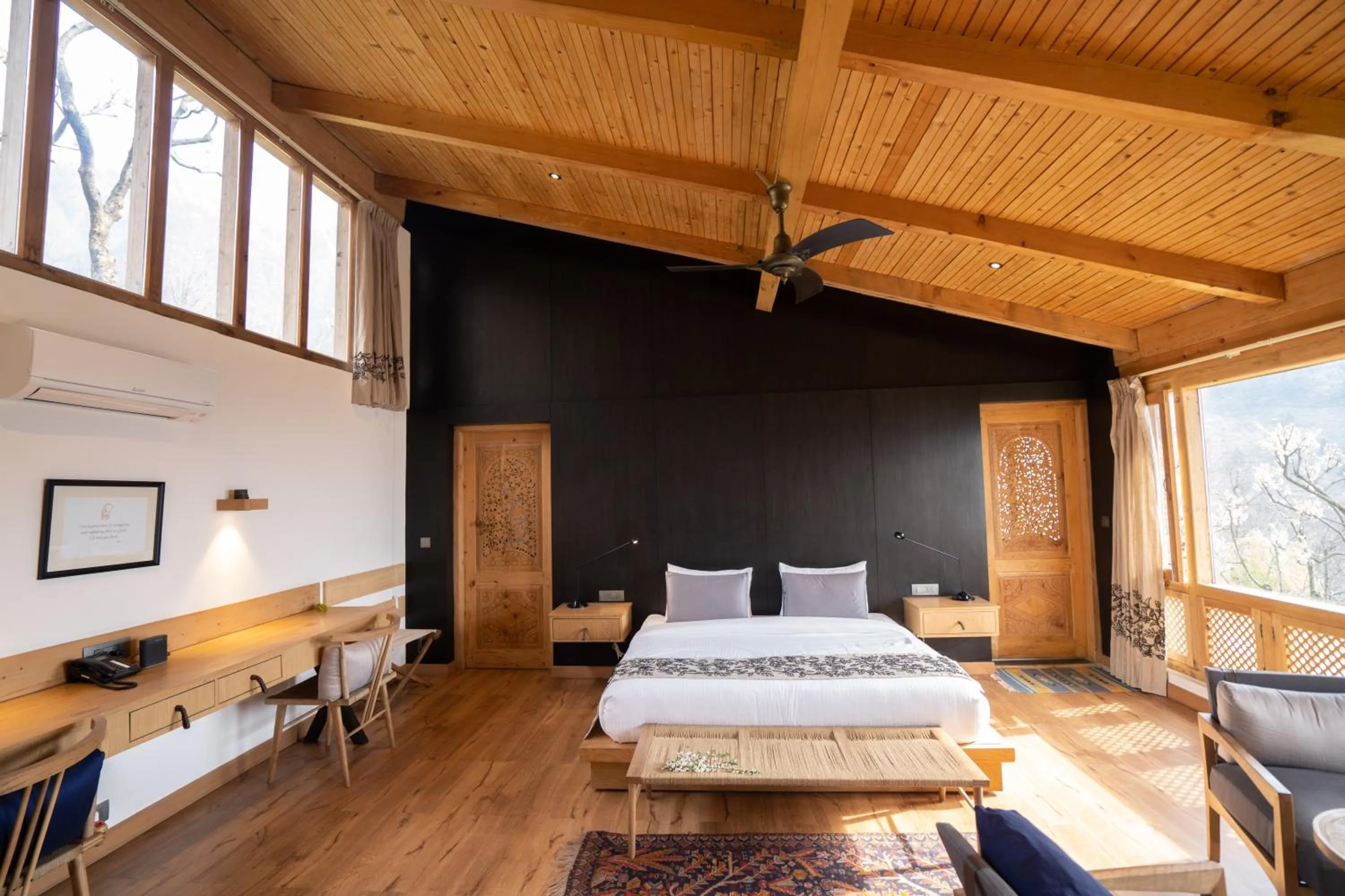 Bedroom, Bed in Qayaam Gah