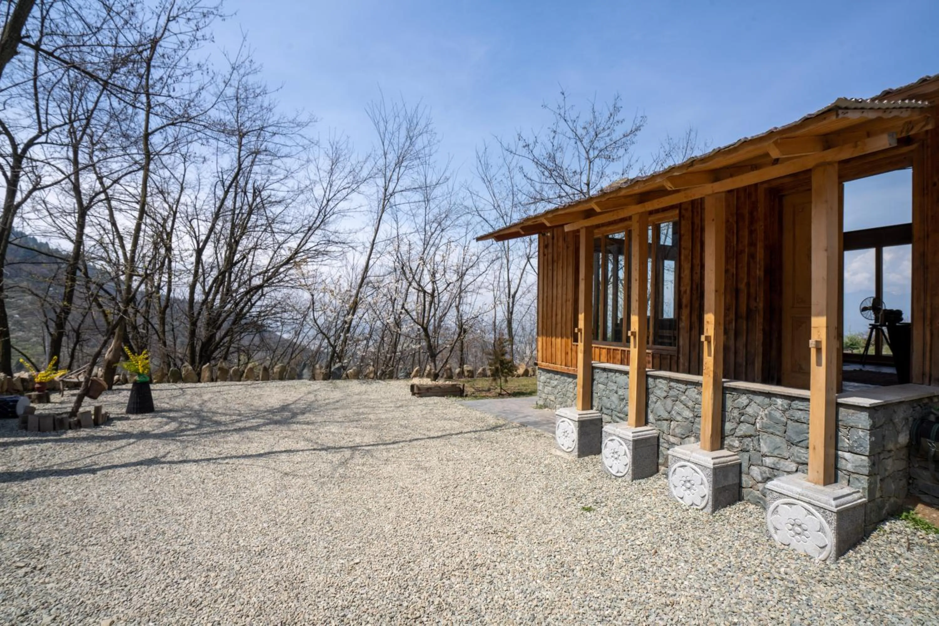 Property building in Qayaam Gah