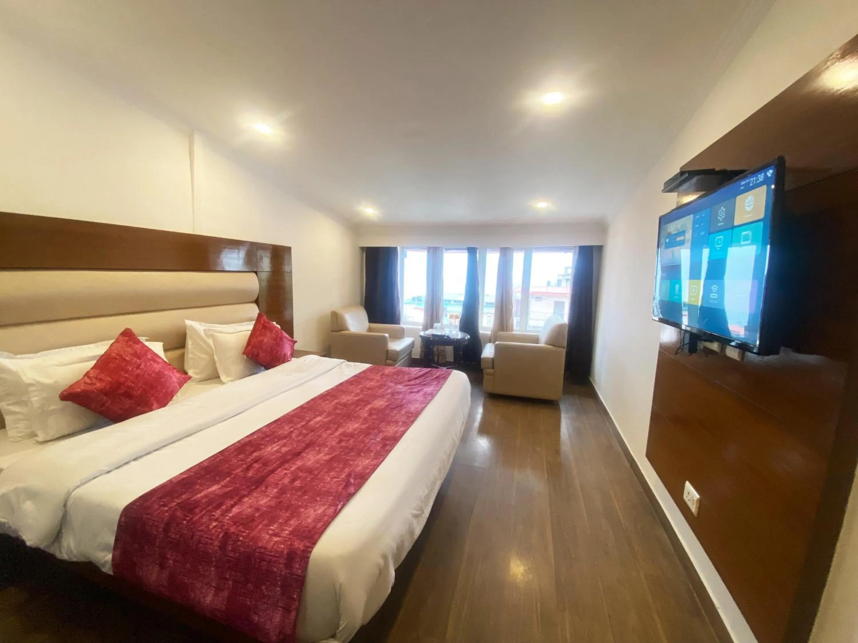 Photo of the whole room, Bed in Hotel Royal Classic @ Mall Road Mussoorie