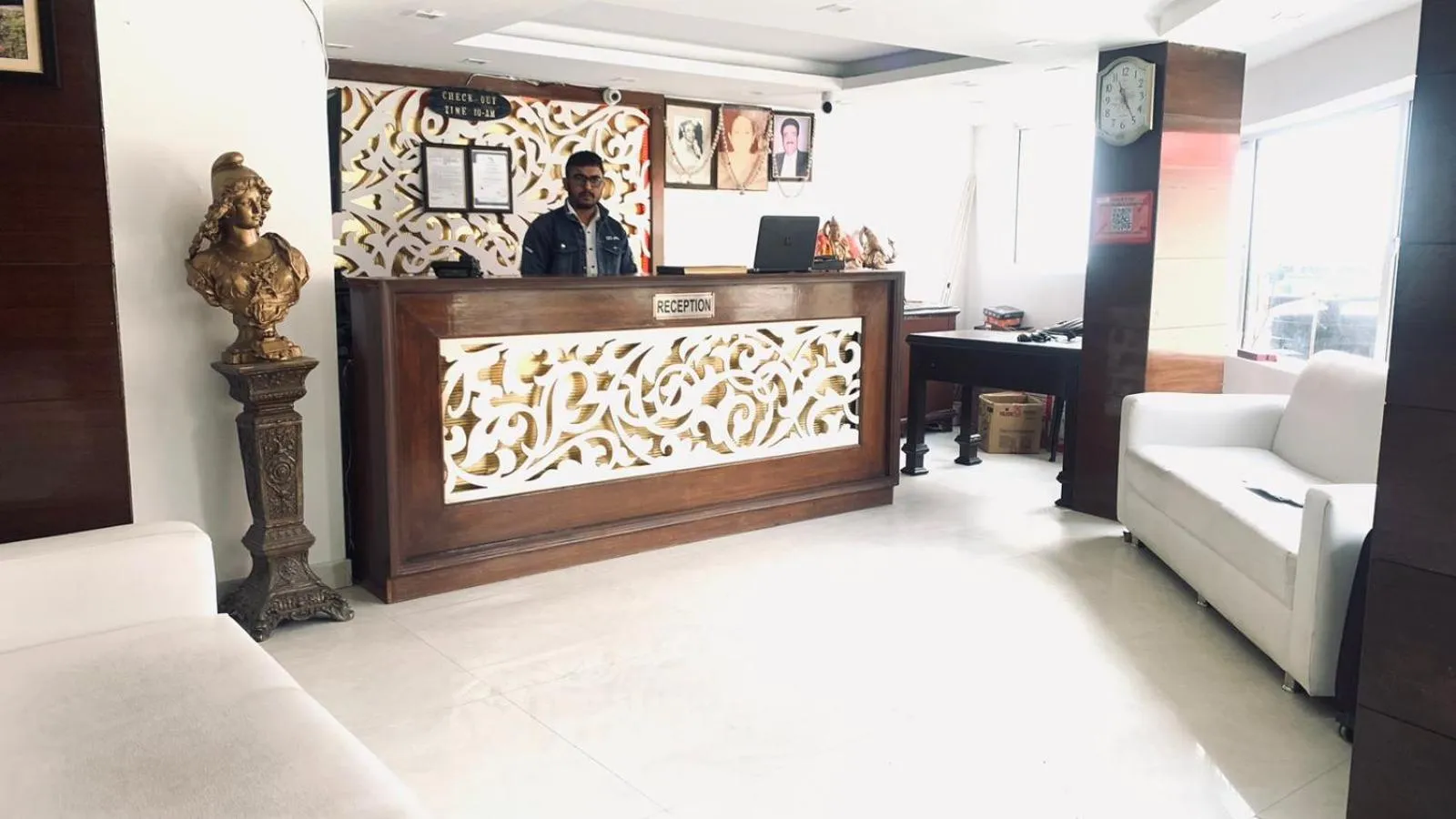 Lobby or reception, Bed in Hotel Royal Classic @ Mall Road Mussoorie