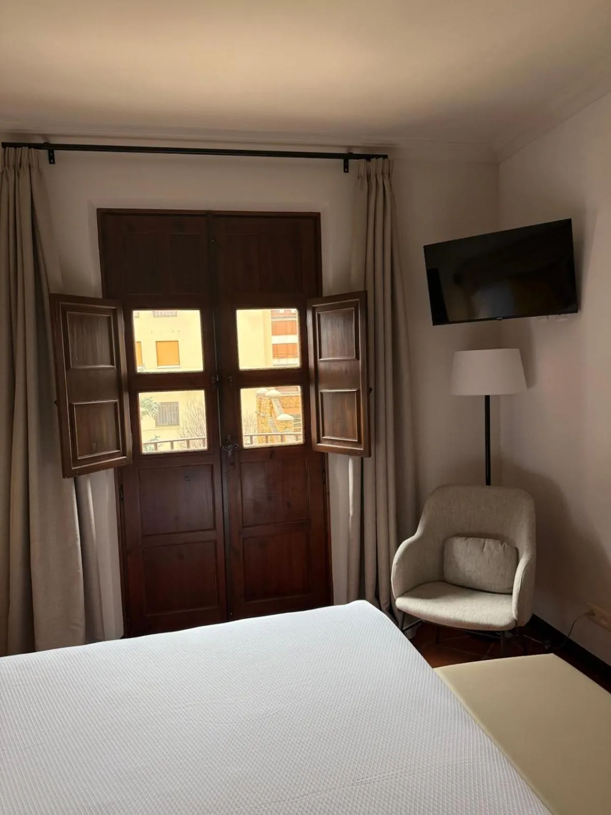 TV and multimedia, Bed in Hotel Palacio Matutano-Daudén