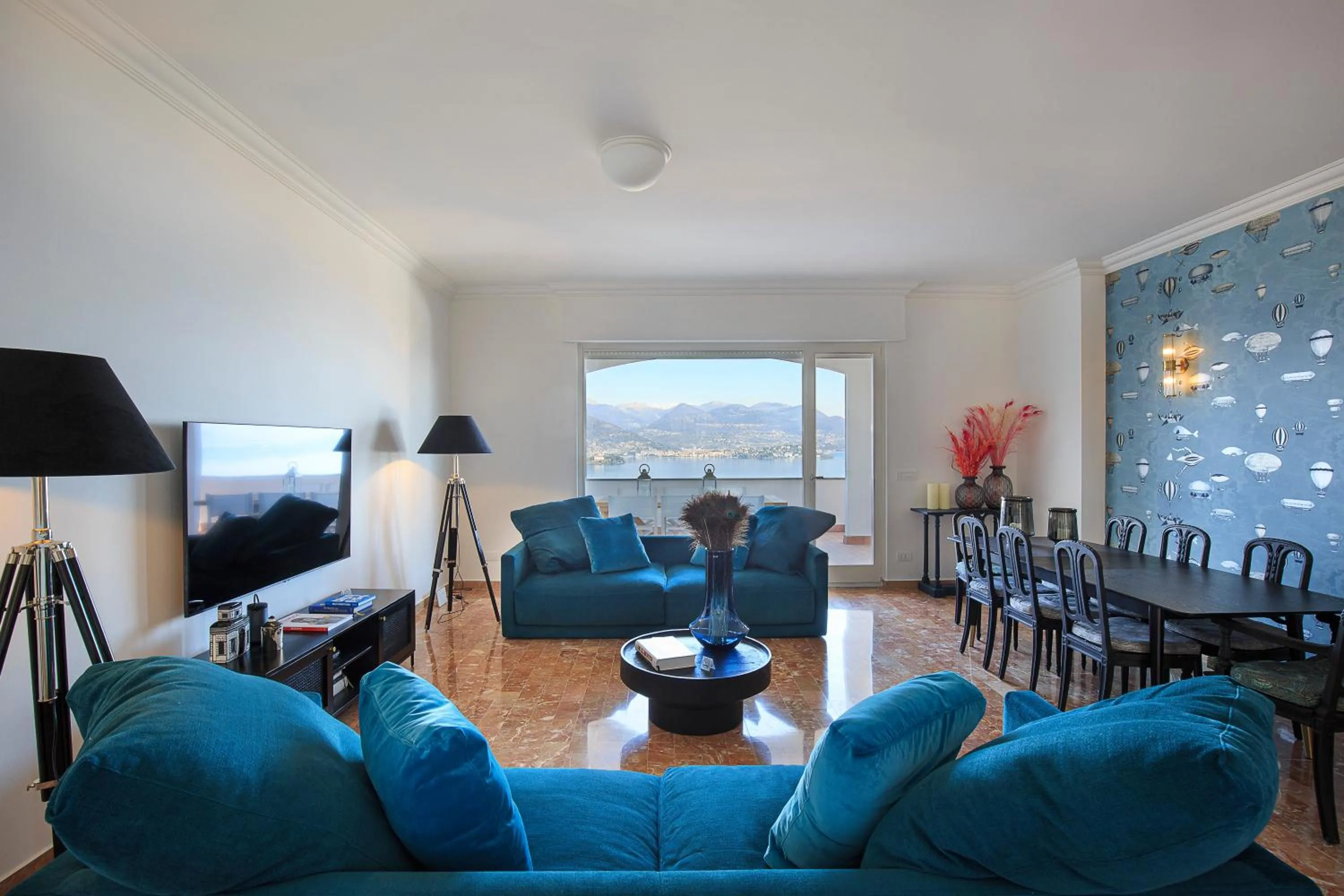 Living room in Lago 270