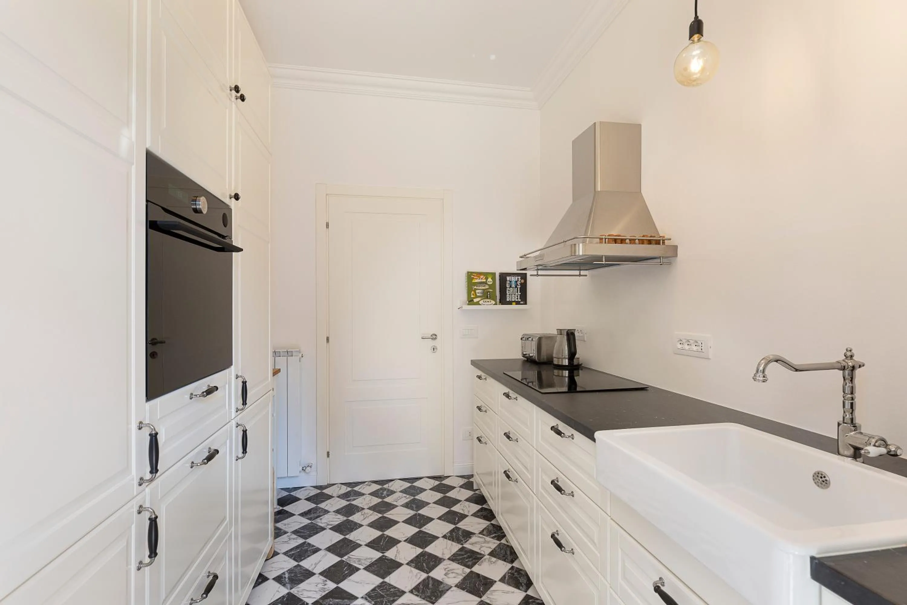 Kitchen or kitchenette in Lago 270