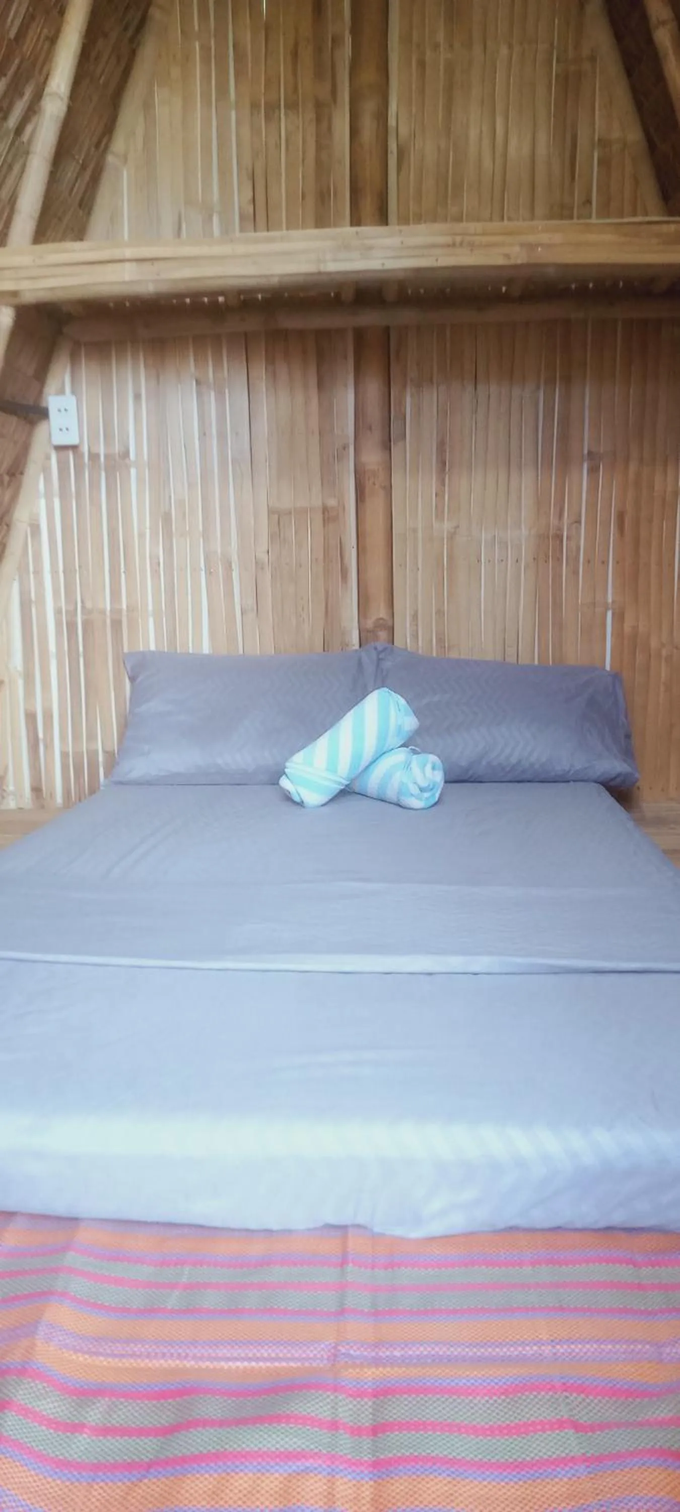 Bed in Baywalk Suites Batangas