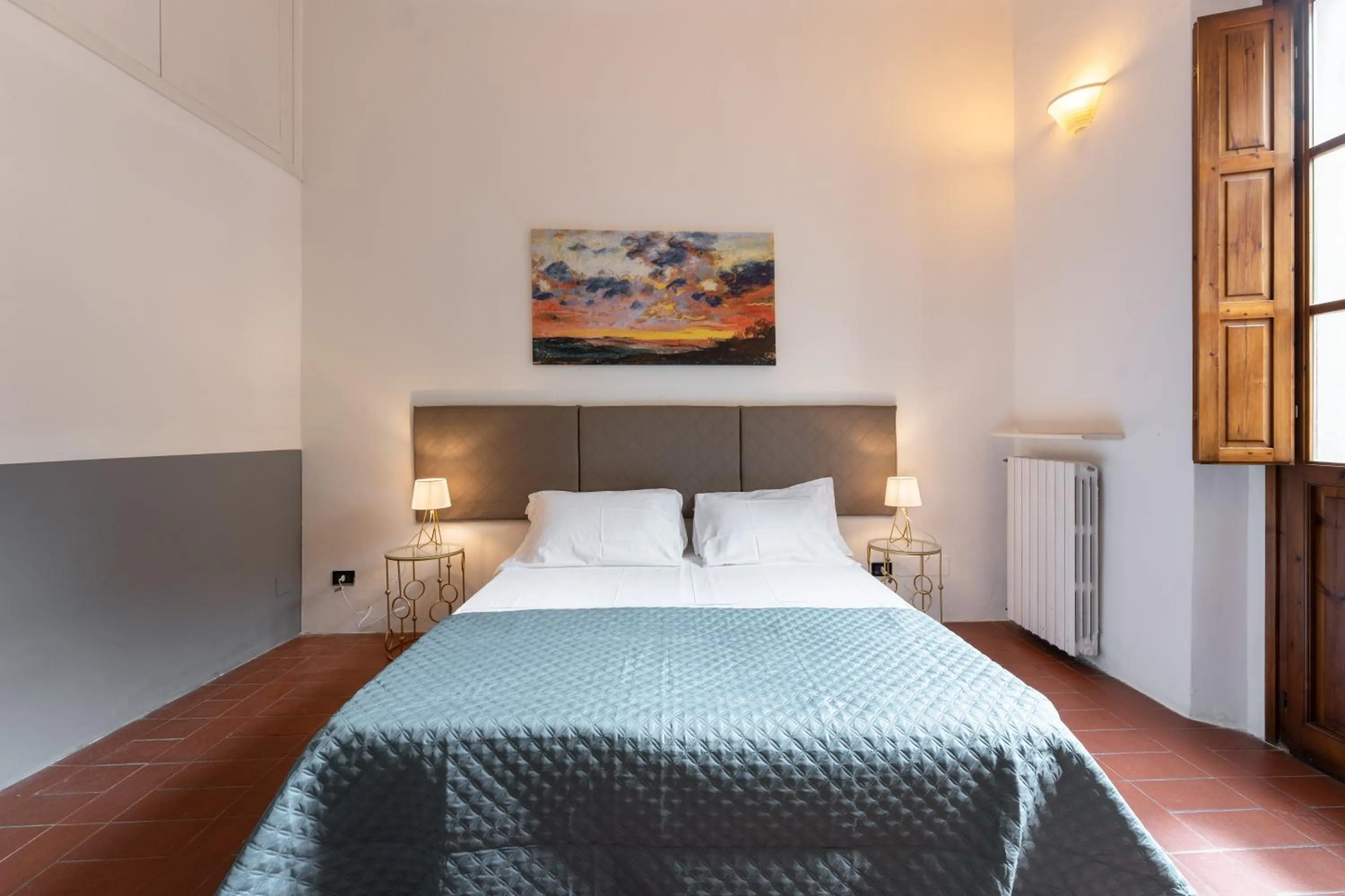 Other, Bed in Pilastri 35