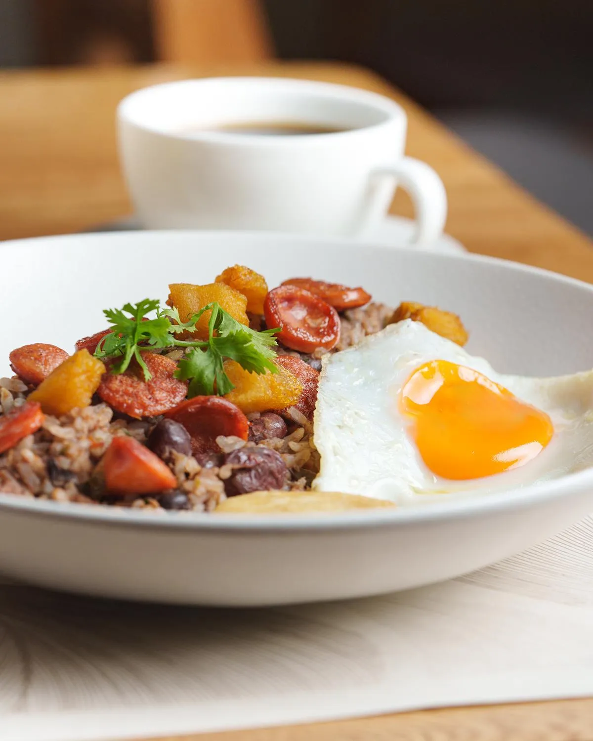 Breakfast in Hashtag 98 Hotel By Jalo