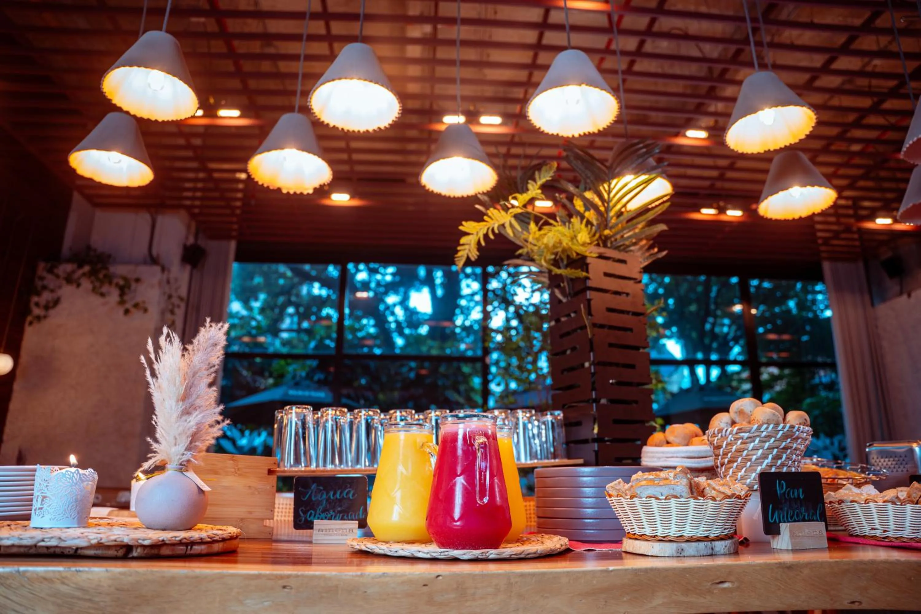 Breakfast in Hashtag 98 Hotel By Jalo