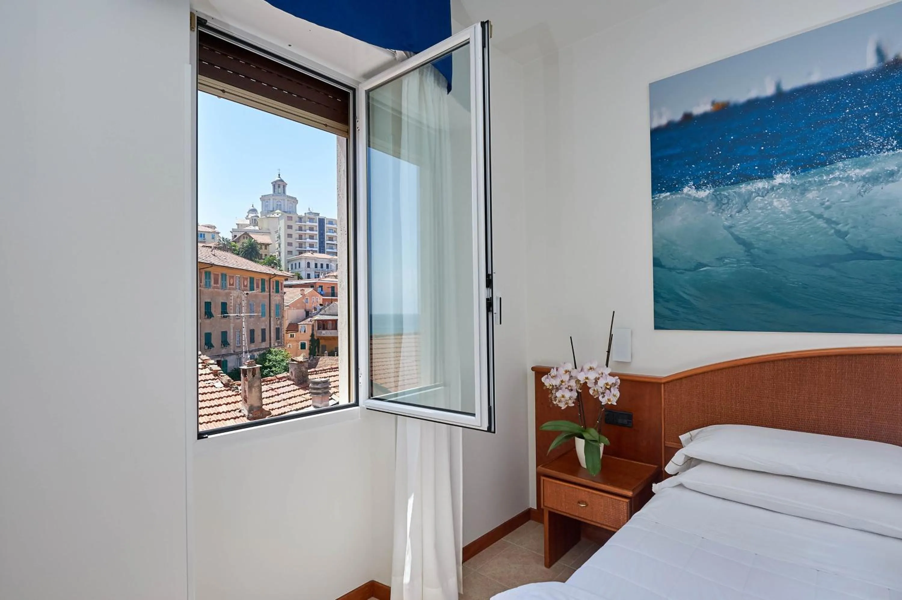 City view, Bed in Hotel Croce Di Malta