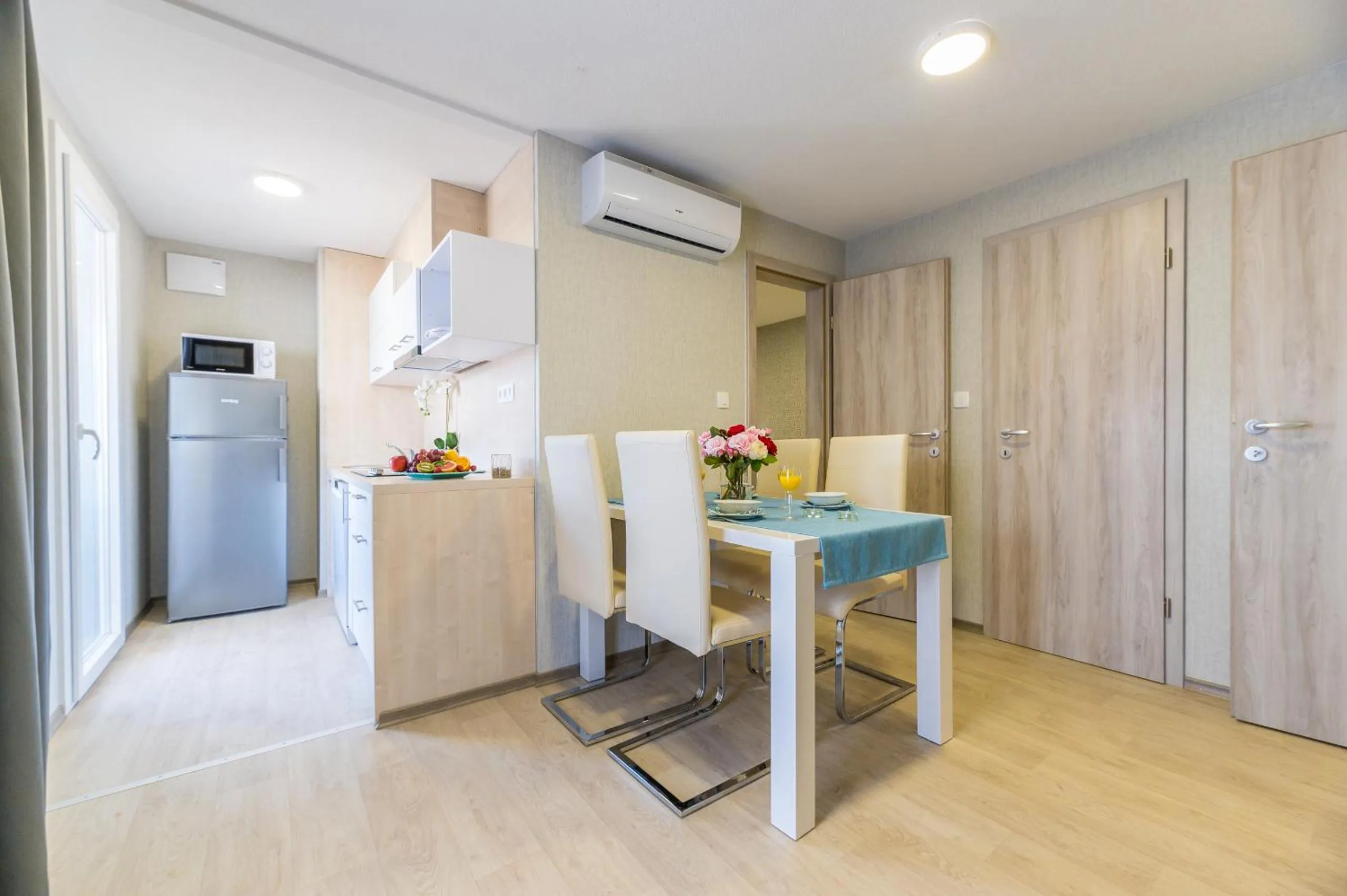 Kitchen or kitchenette in Mobile Homes Krk Silo