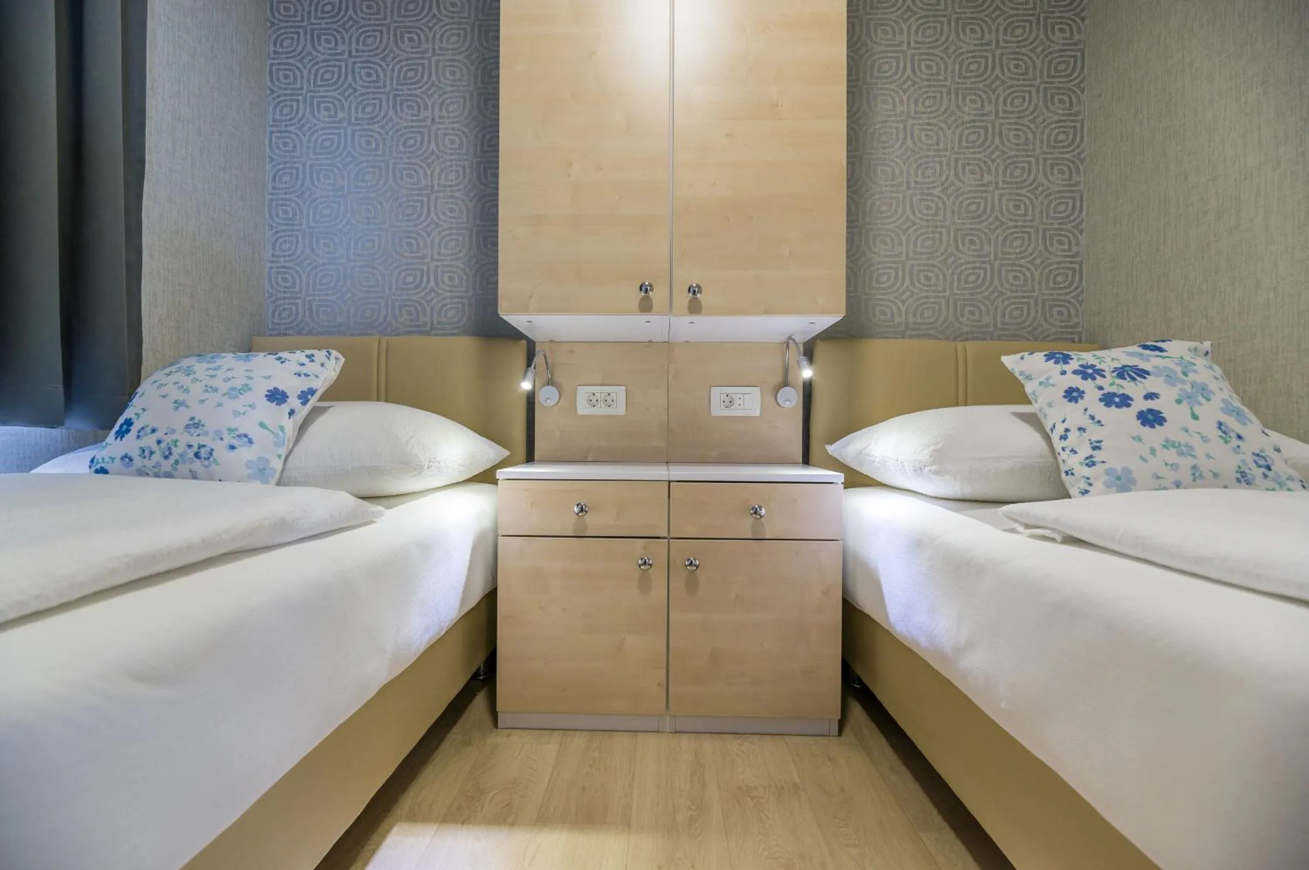 Bed in Mobile Homes Krk Silo