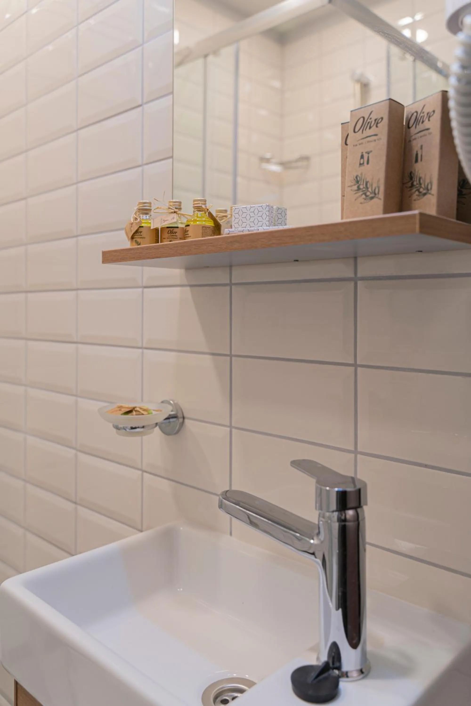 Bathroom in Rafinn Hotel