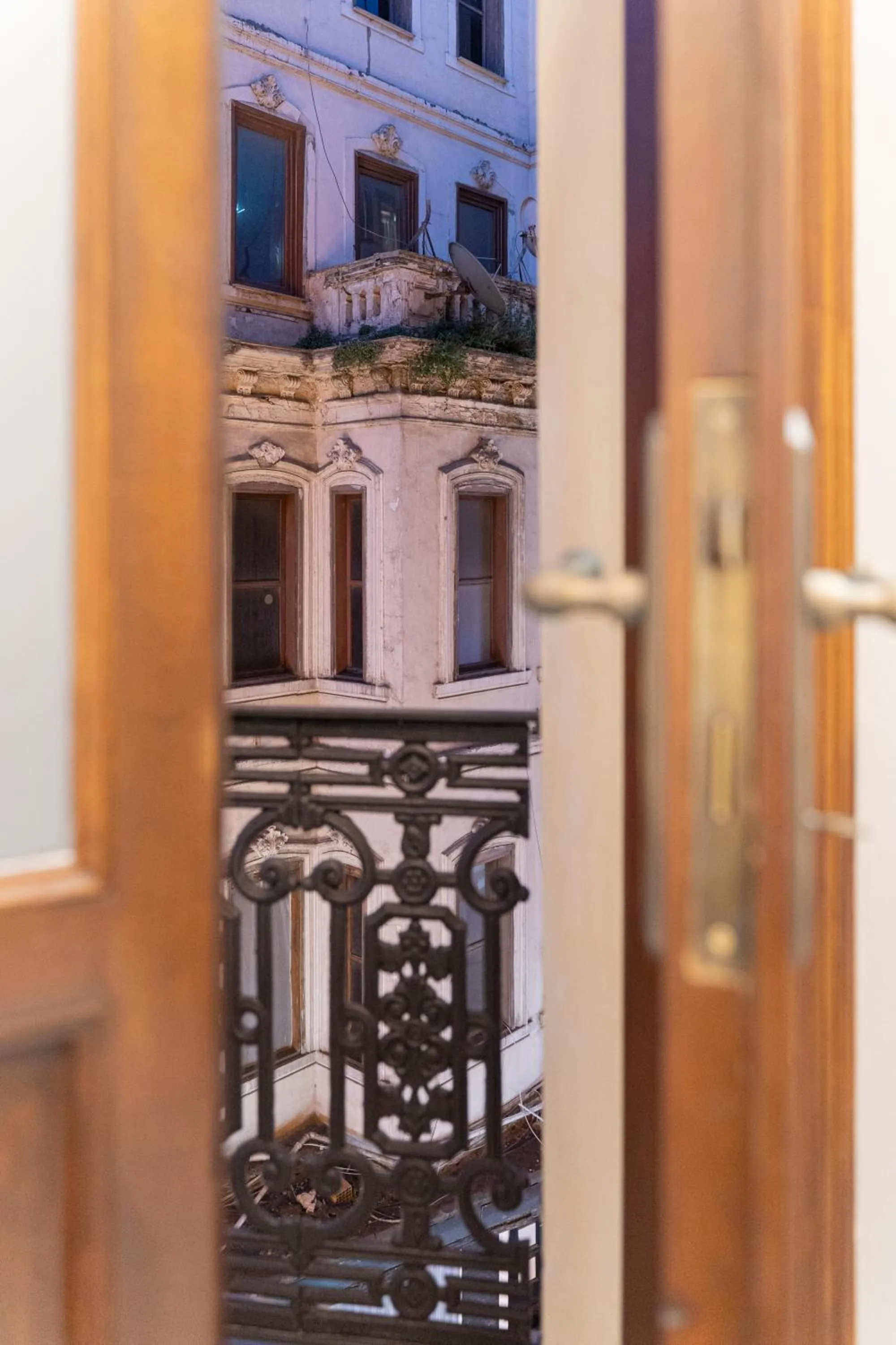 Balcony/Terrace in Rafinn Hotel