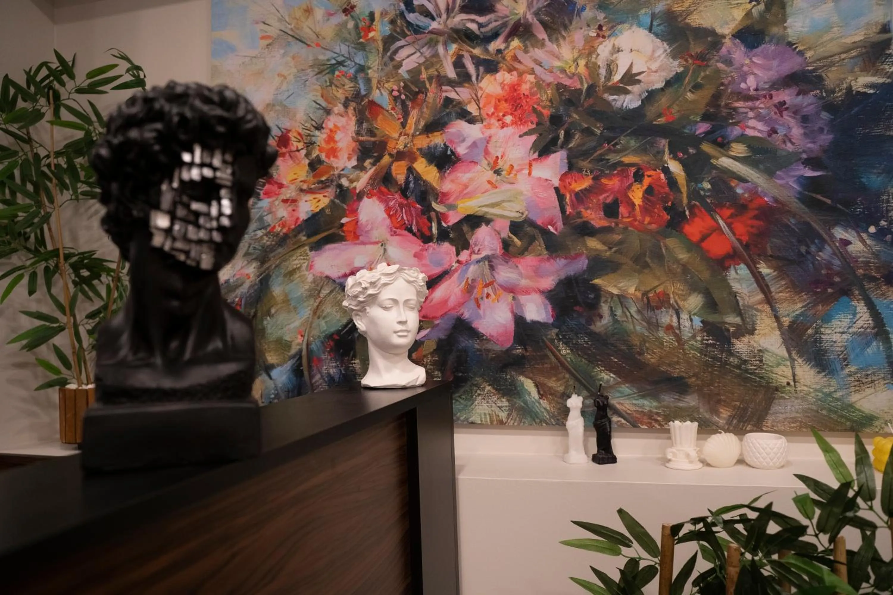 Lobby or reception in Rafinn Hotel