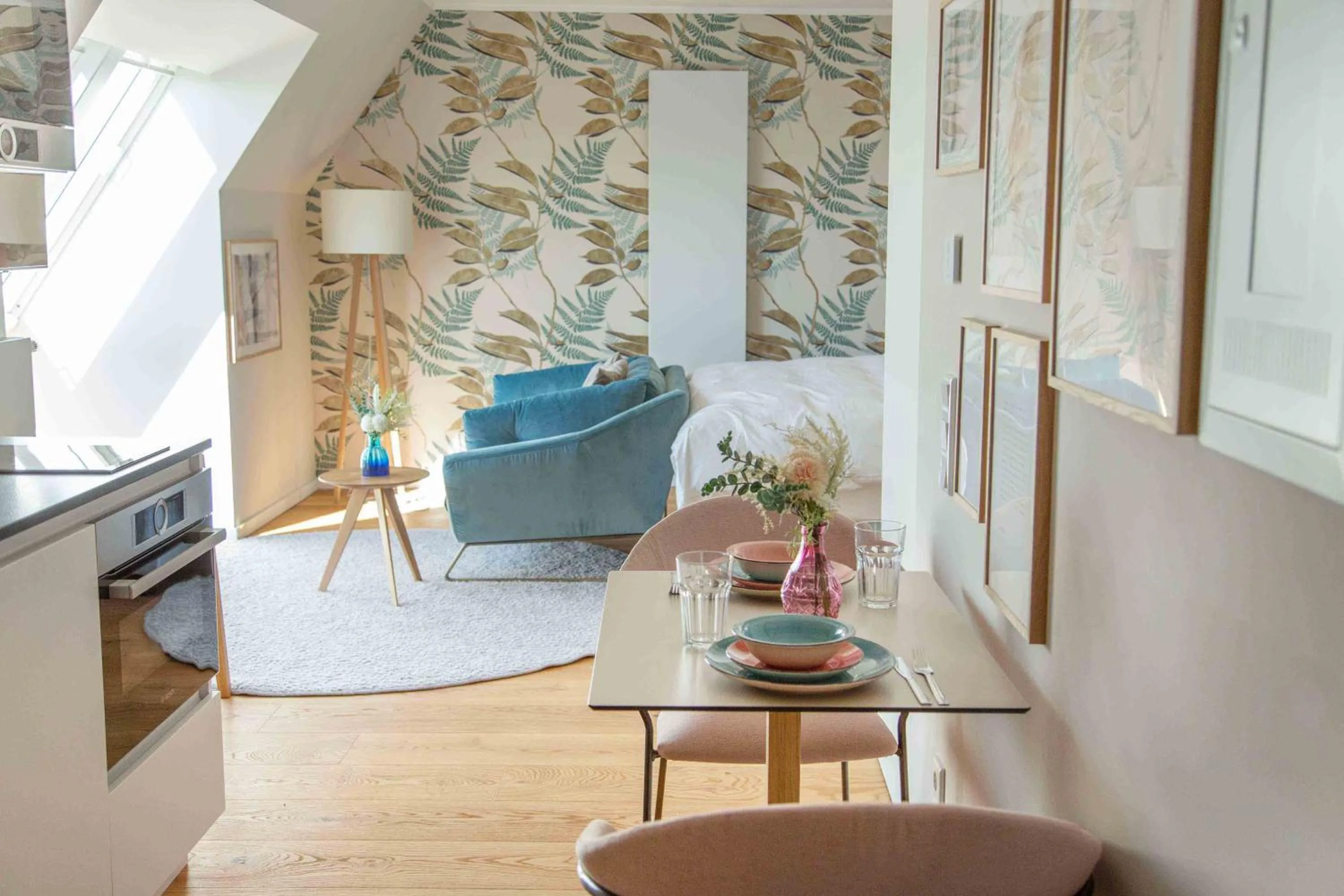 Photo of the whole room in 21rooms