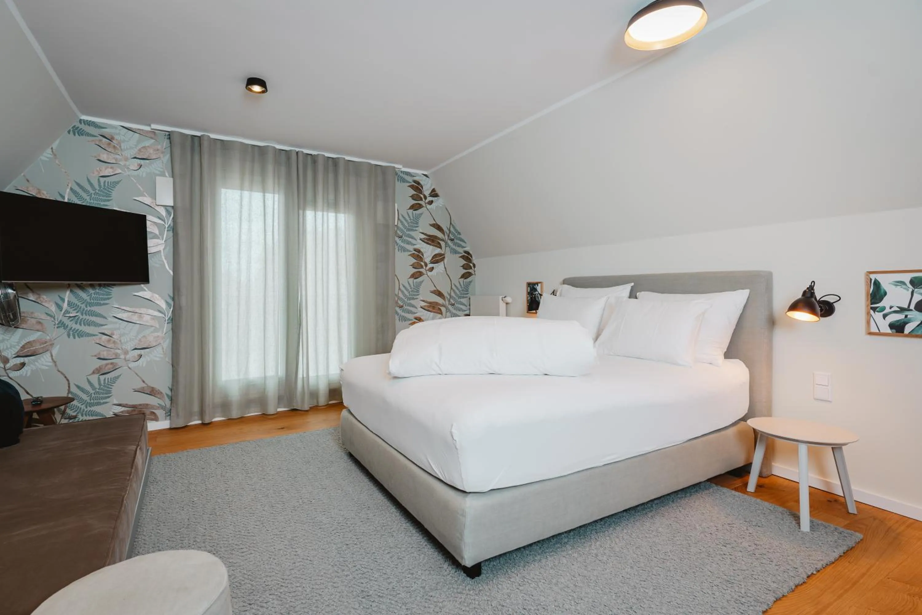 Photo of the whole room, Bed in 21rooms