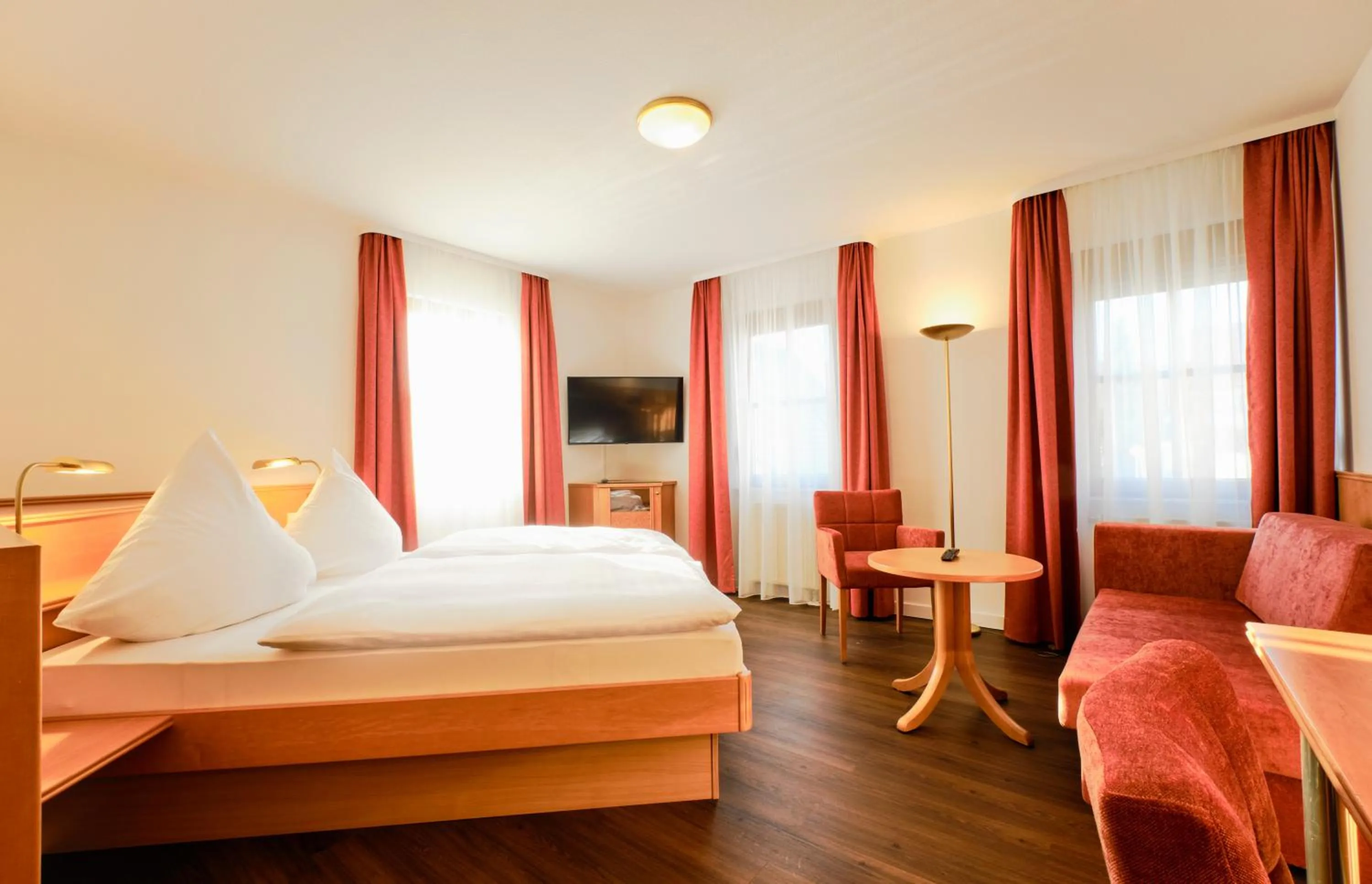 Bed in Hotel Restaurant Waldhorn Holzgerlingen