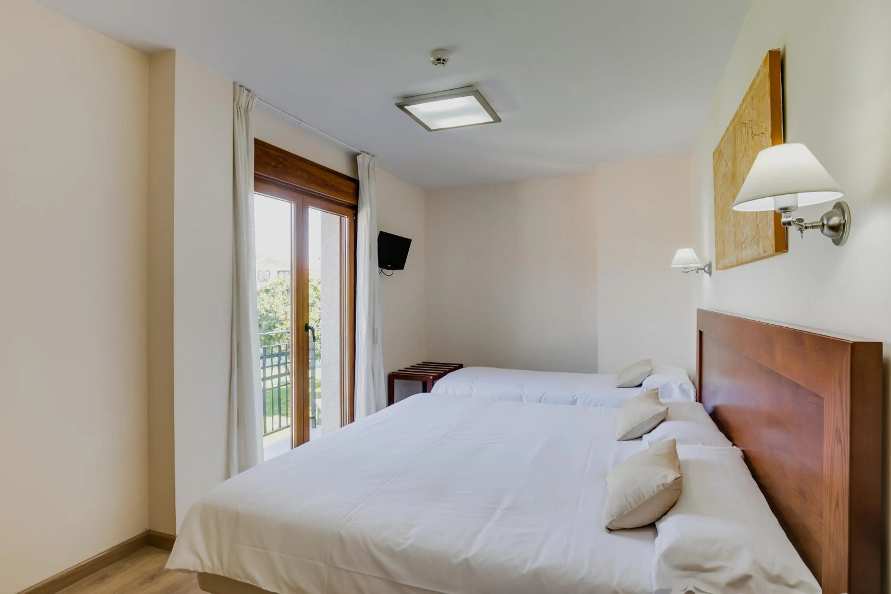 Bed in Hotel Rural Campaniola