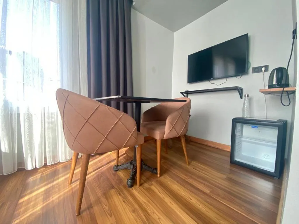 TV and multimedia in sahar sultan hotel