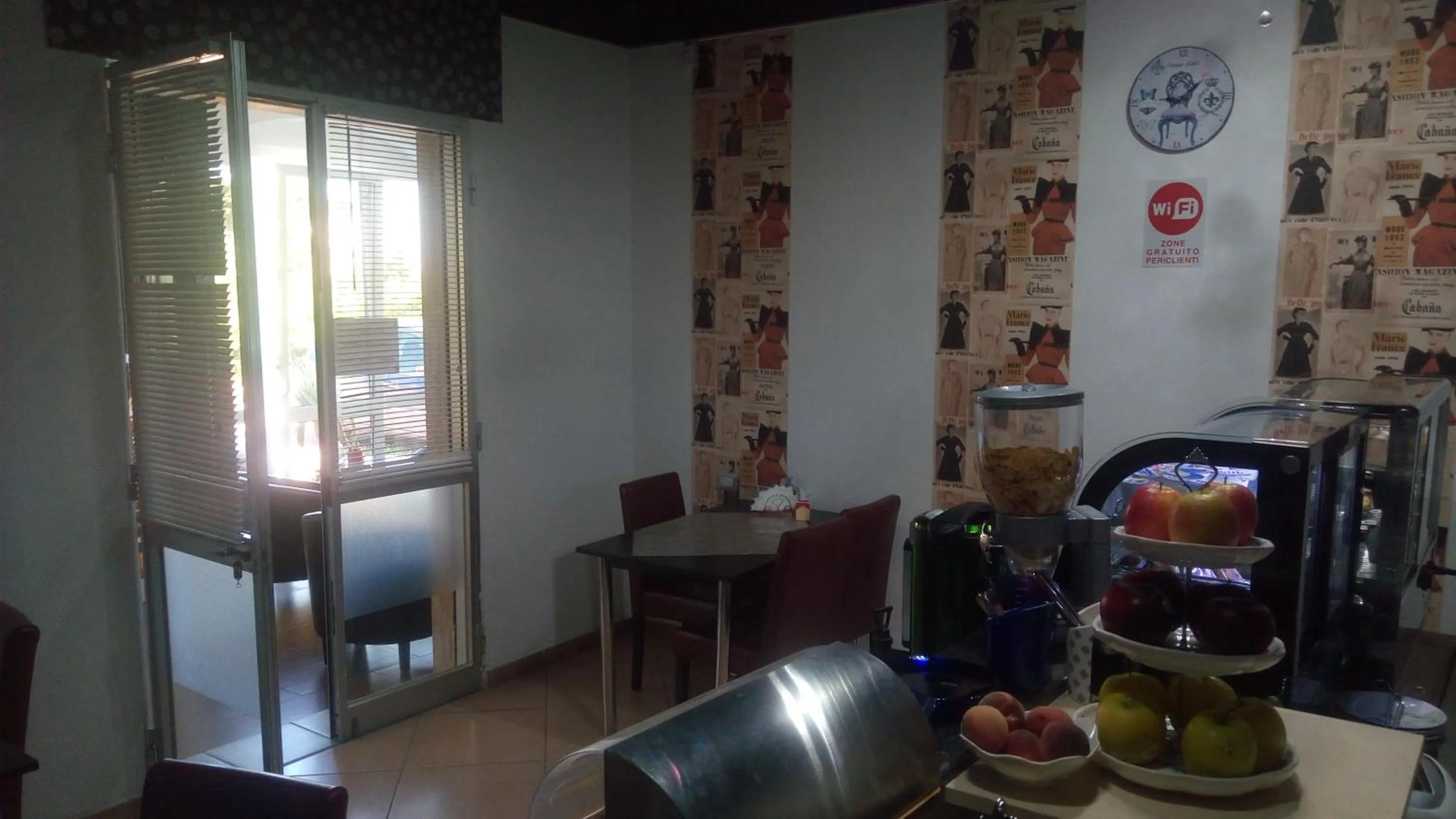 Lounge or bar in Il Mirto E La Rosa