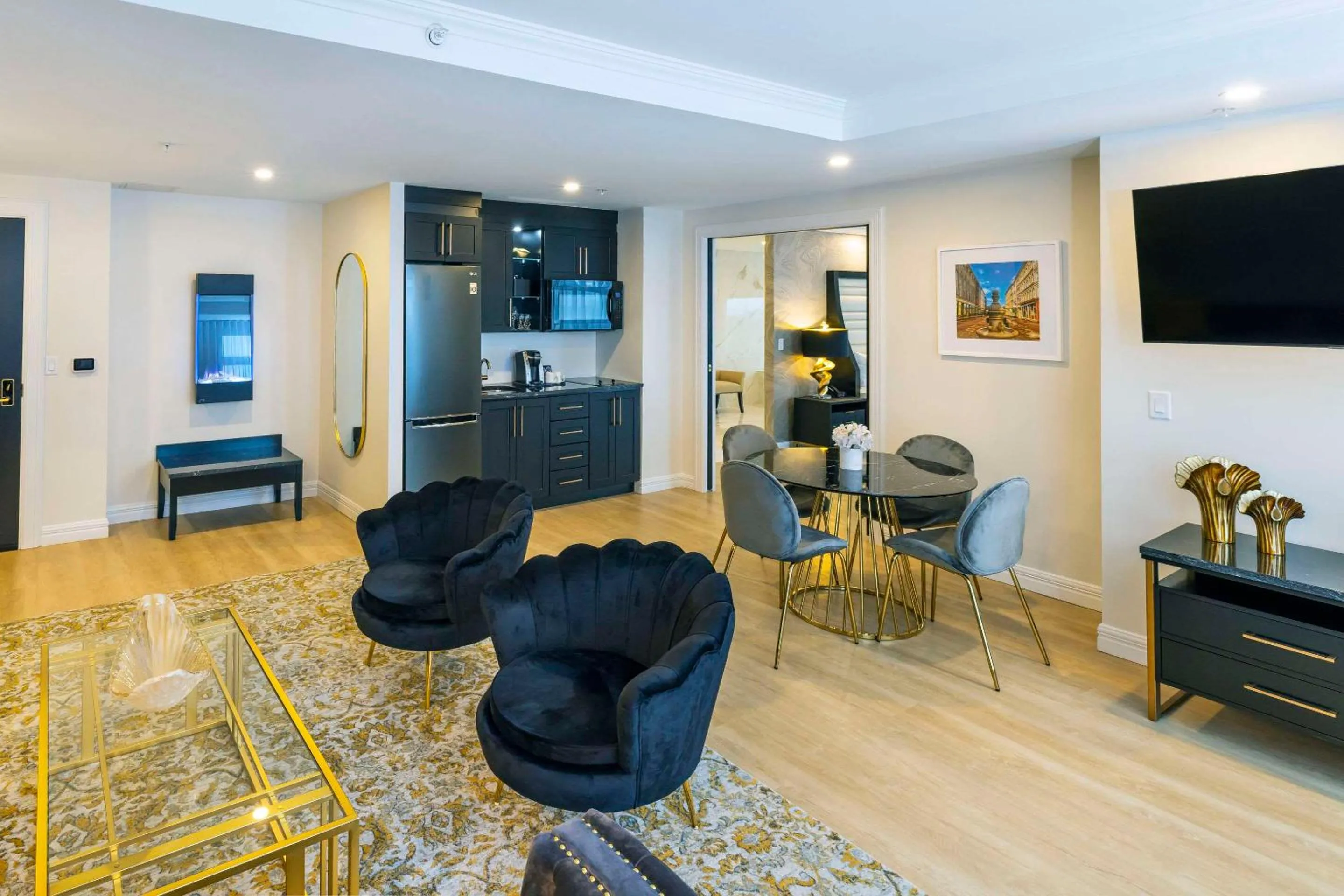 Bedroom in Halifax Tower Hotel & Conference Centre, an Ascend Collection Hotel