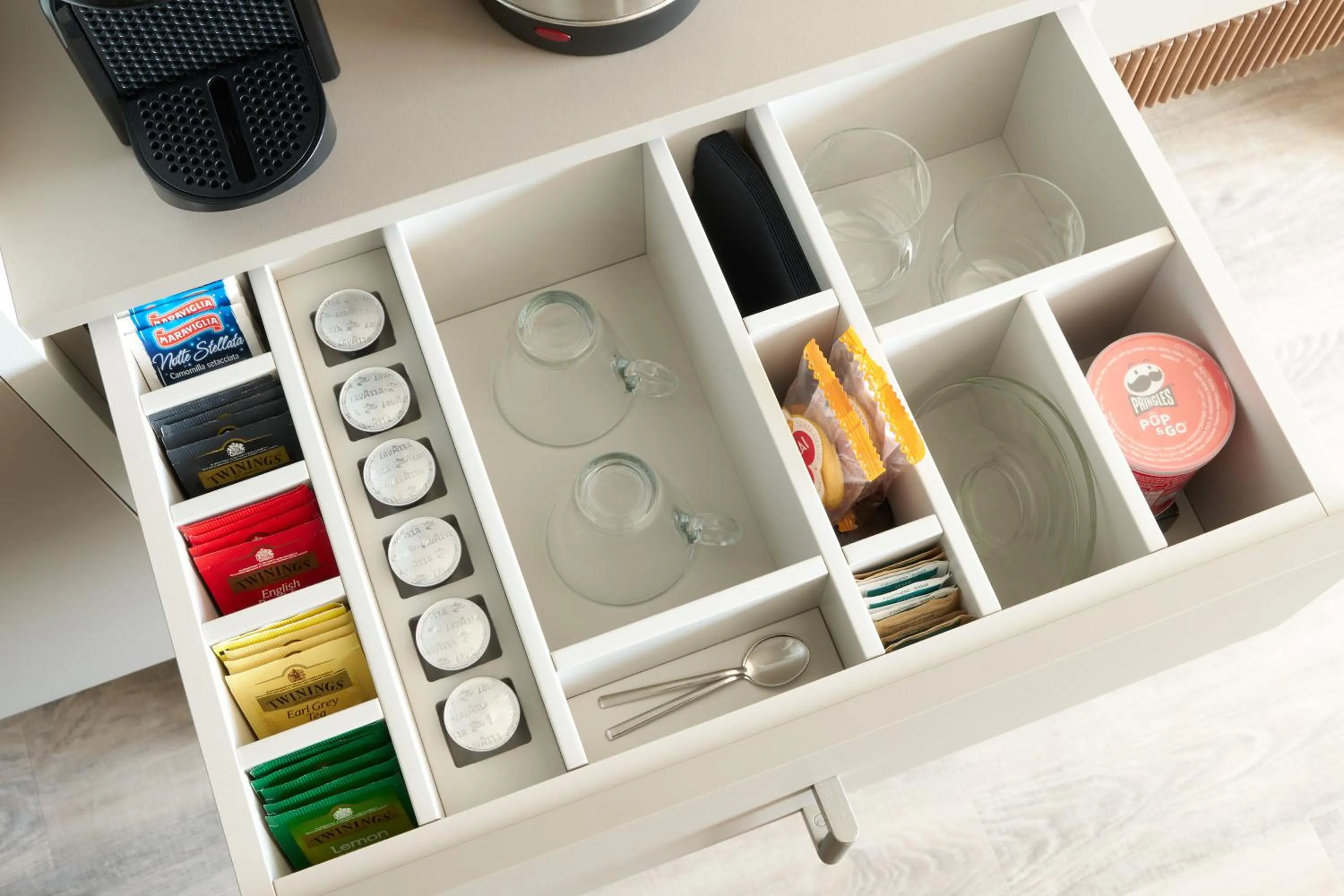 Coffee/tea facilities in Adriatic Palace Hotel