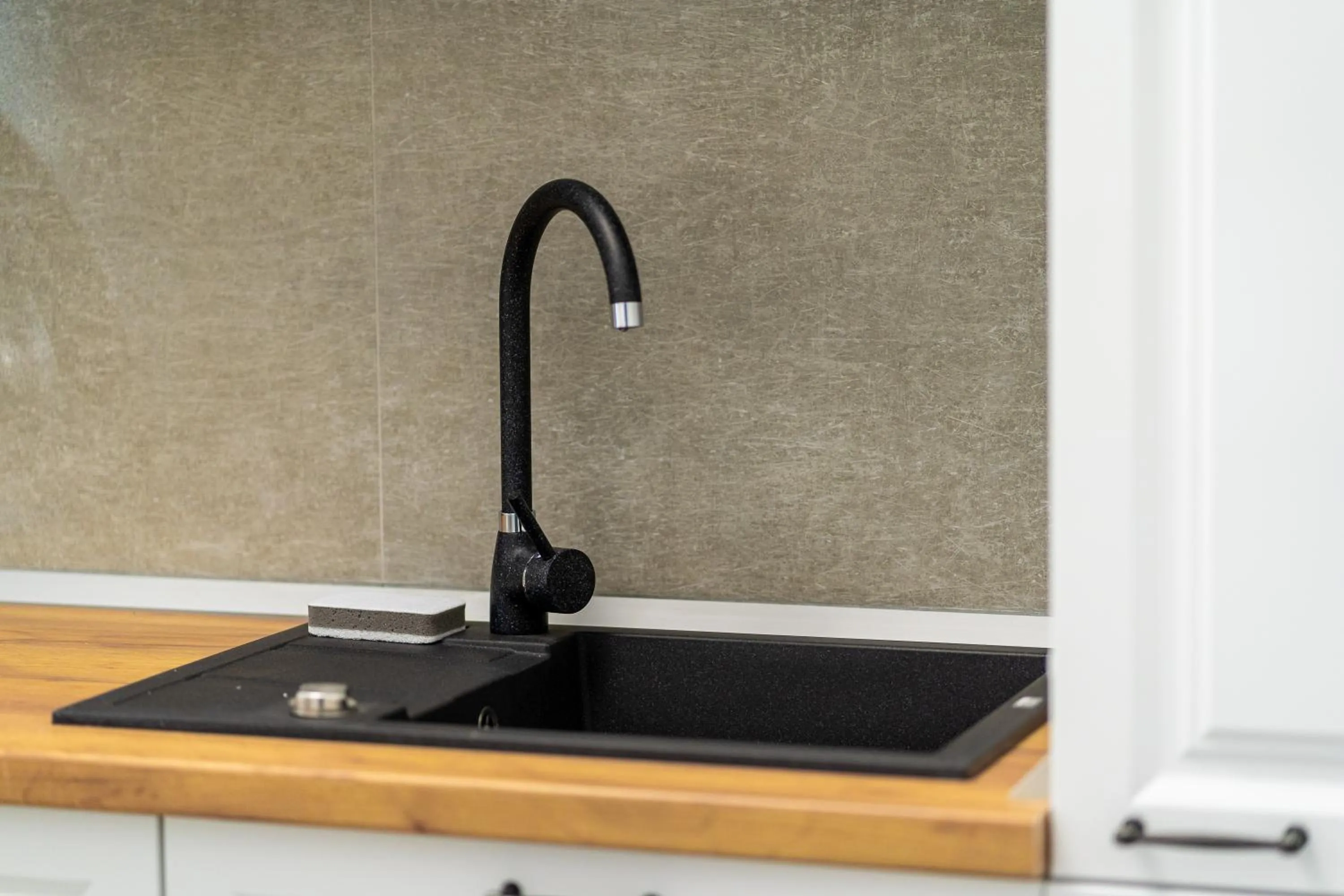 Kitchen or kitchenette in Armada Aparthotel