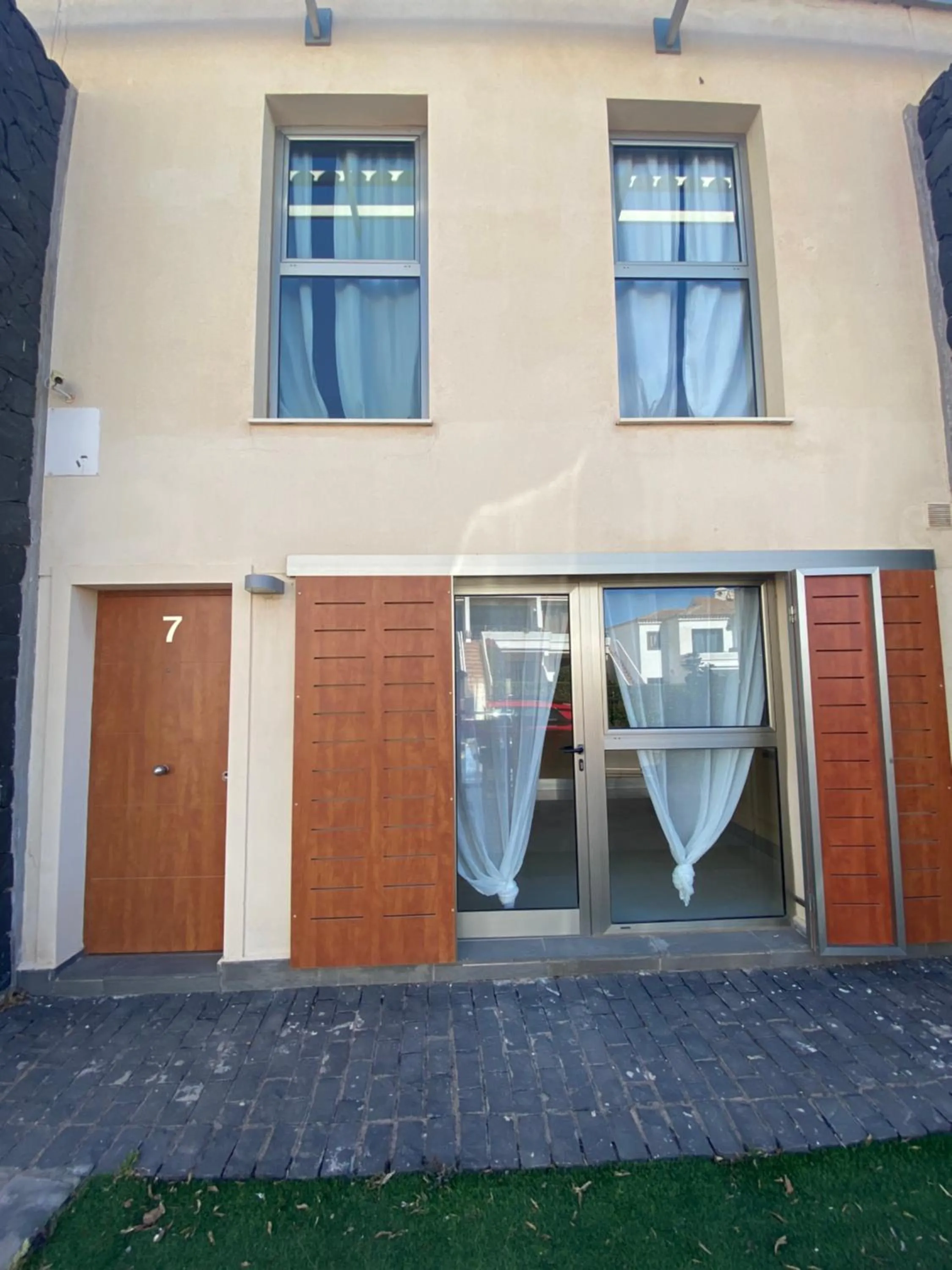 Property building in SUN BAY VILLAS APARTMENT