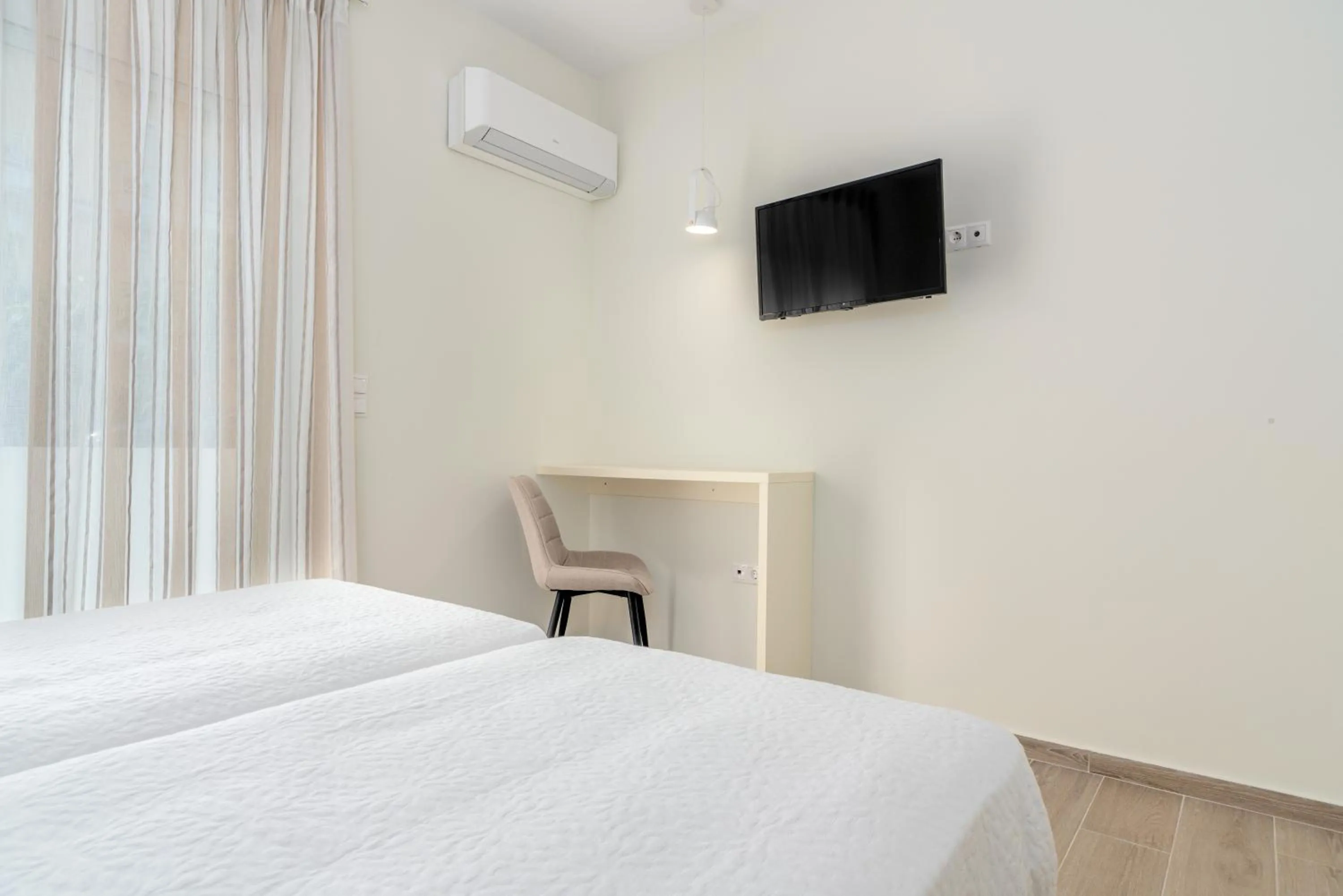 TV and multimedia, Bed in COSTA VASIA Boutique Apartments
