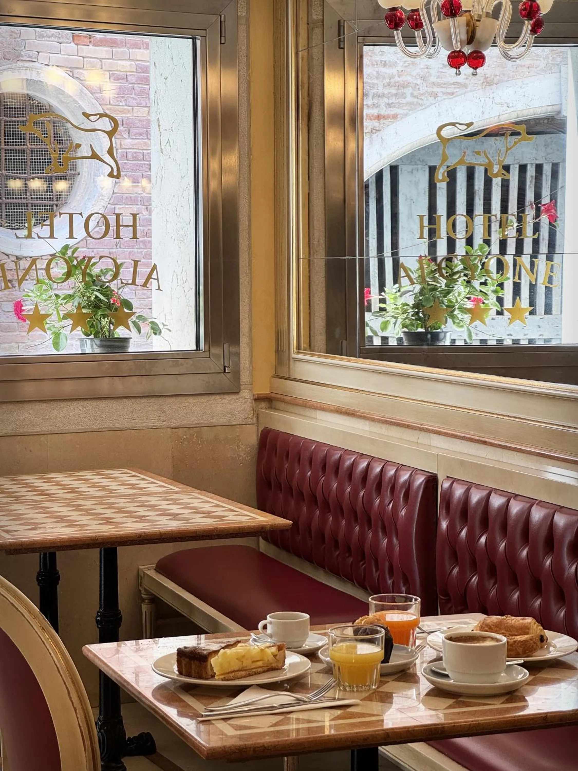 Breakfast in Hotel Alcyone